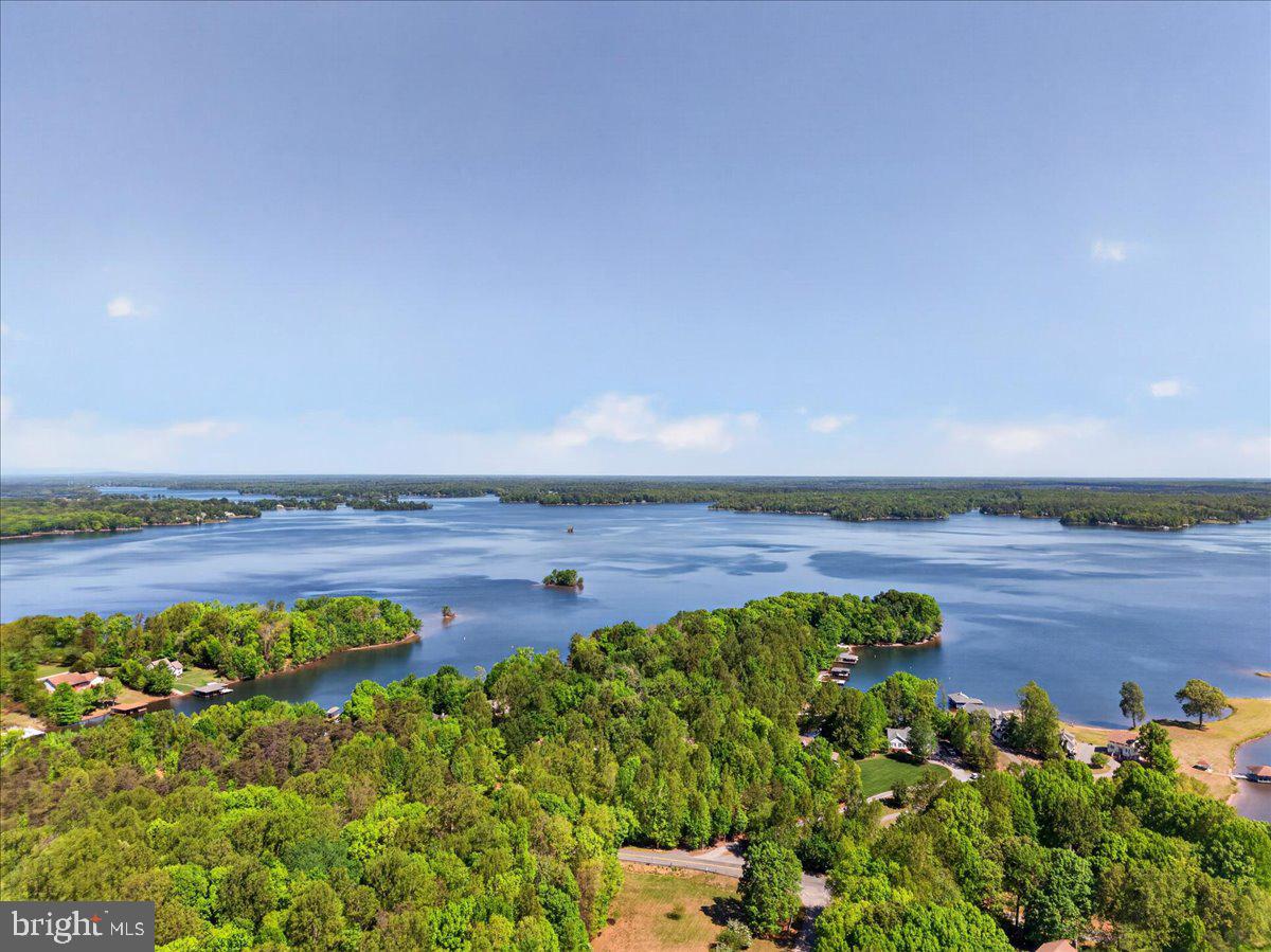 COVENANT COVE - Residential