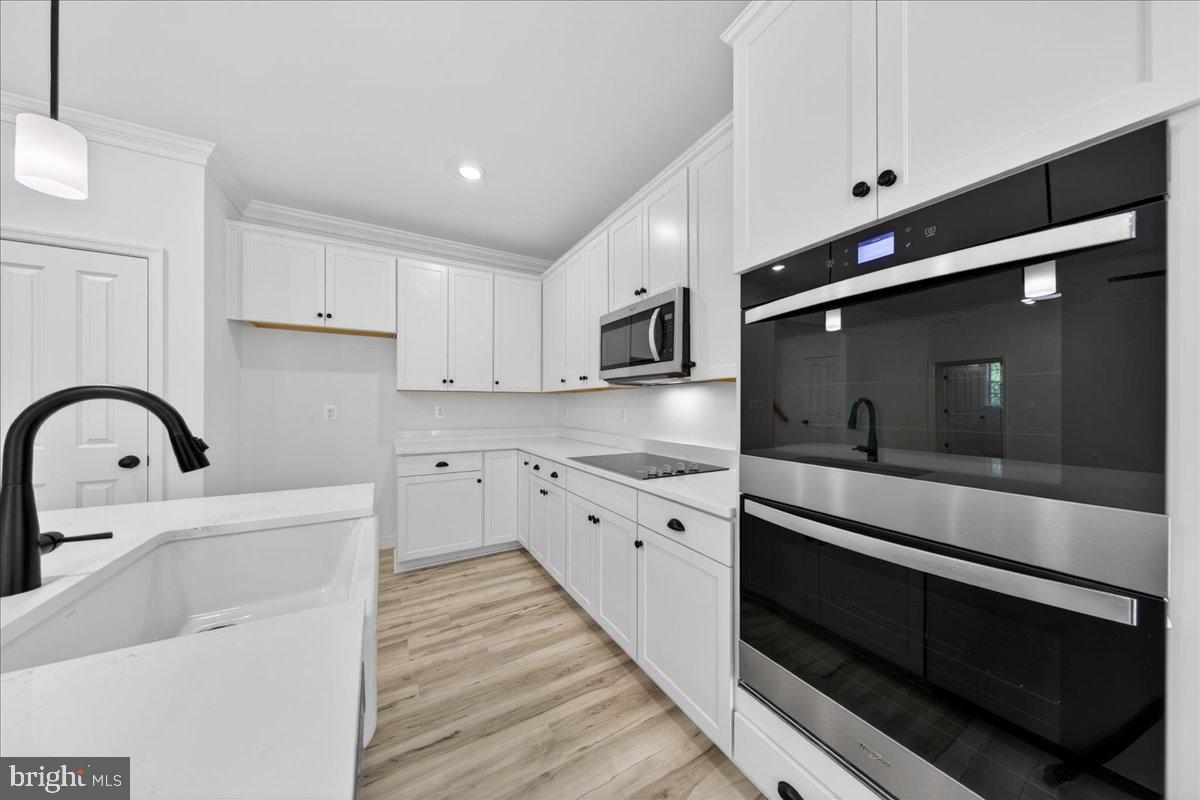COVENANT COVE - Residential