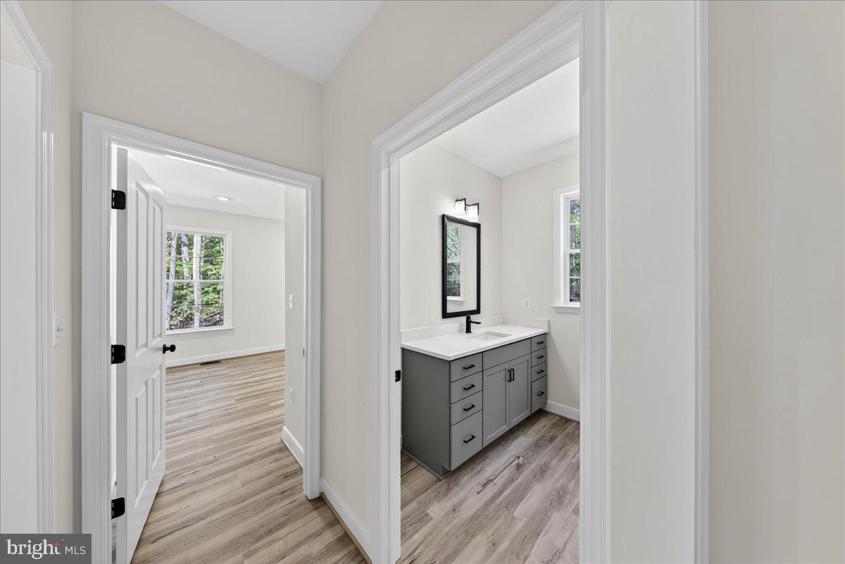 COVENANT COVE - Residential