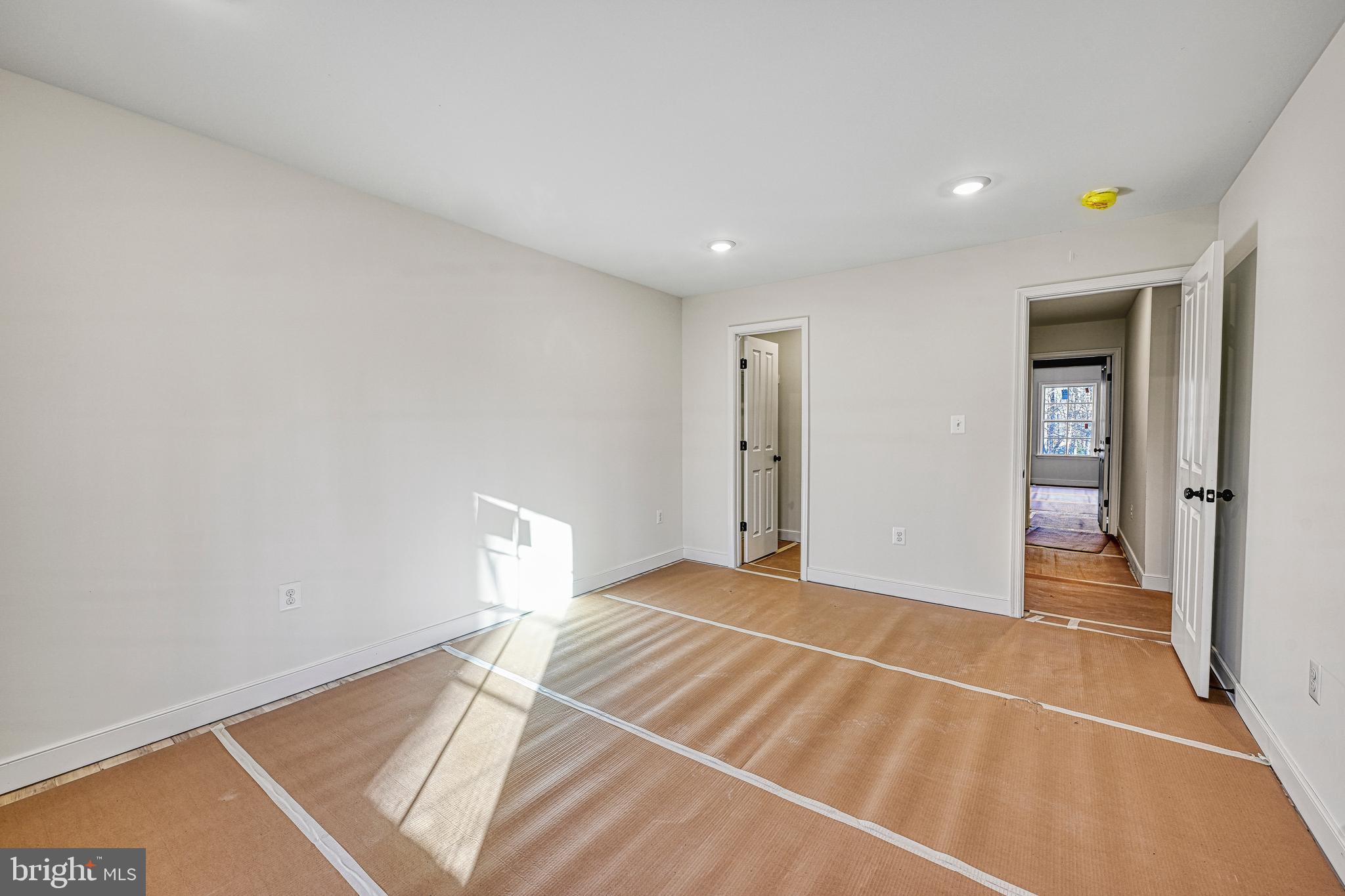 COVENANT COVE - Residential