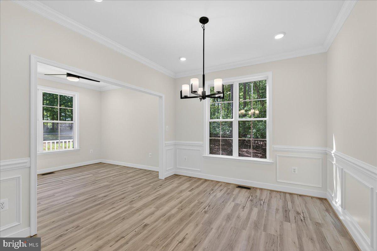 COVENANT COVE - Residential