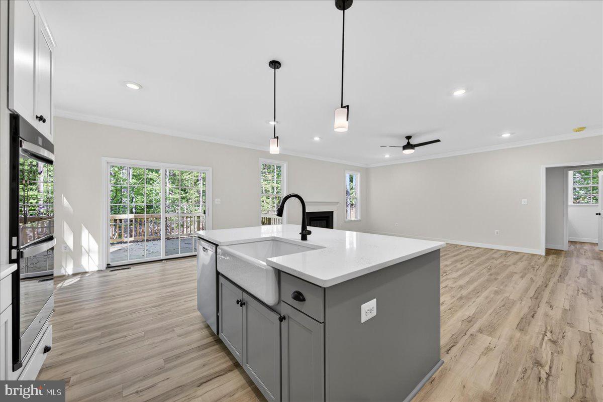 COVENANT COVE - Residential