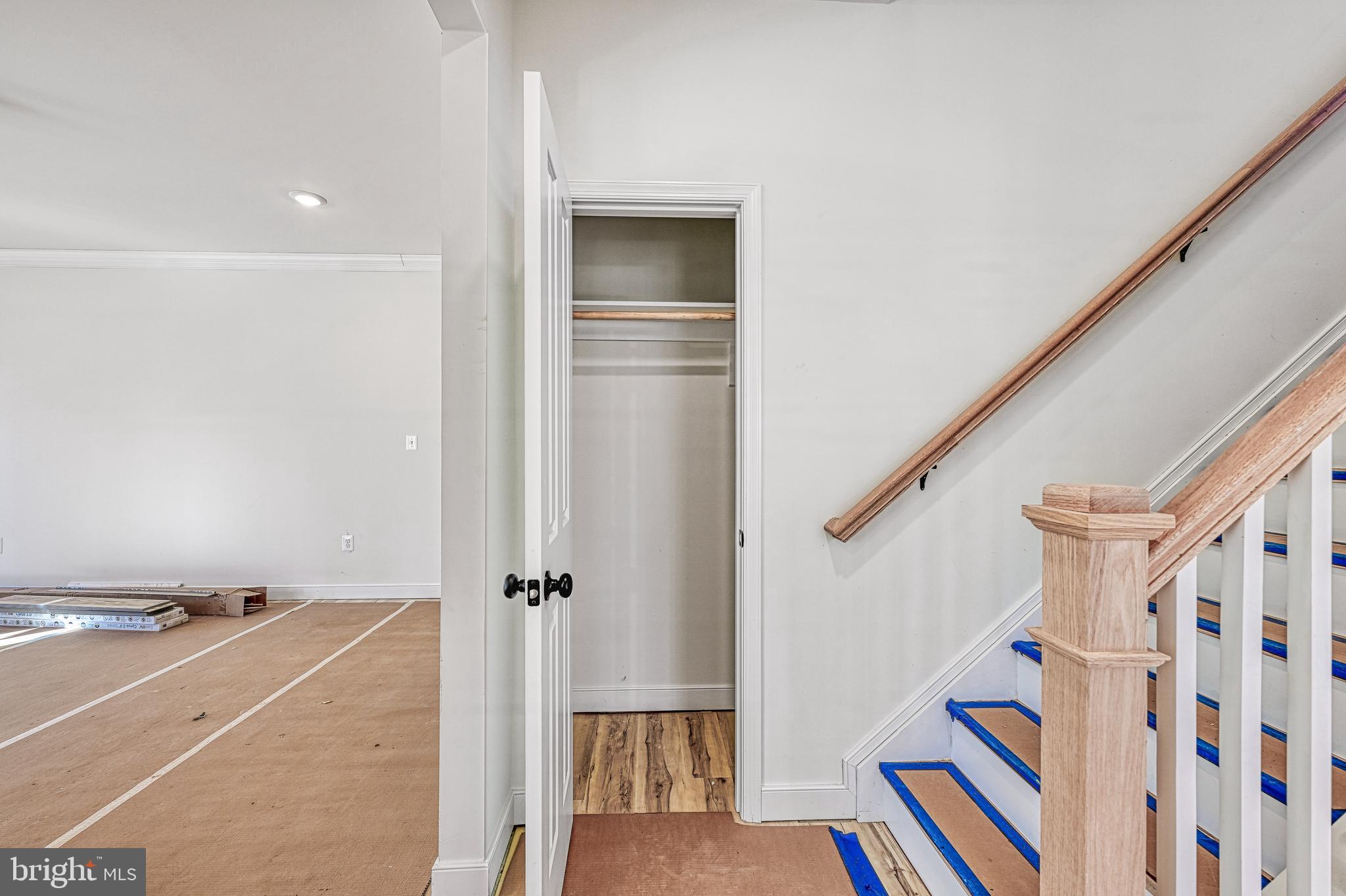 COVENANT COVE - Residential