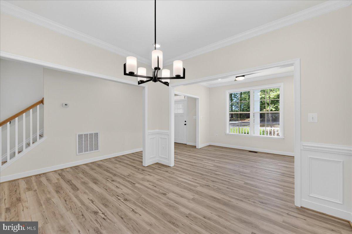 COVENANT COVE - Residential