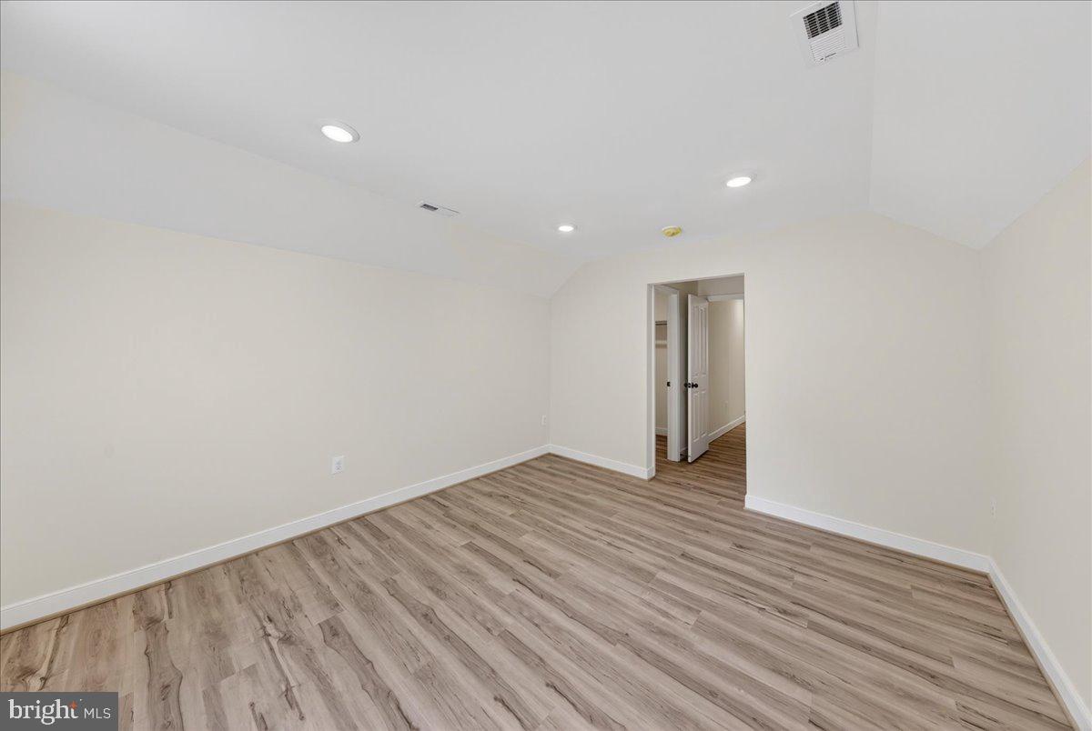 COVENANT COVE - Residential