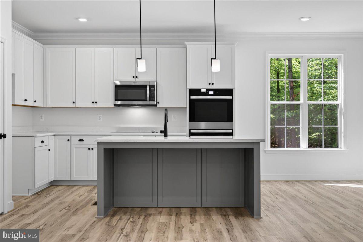 COVENANT COVE - Residential