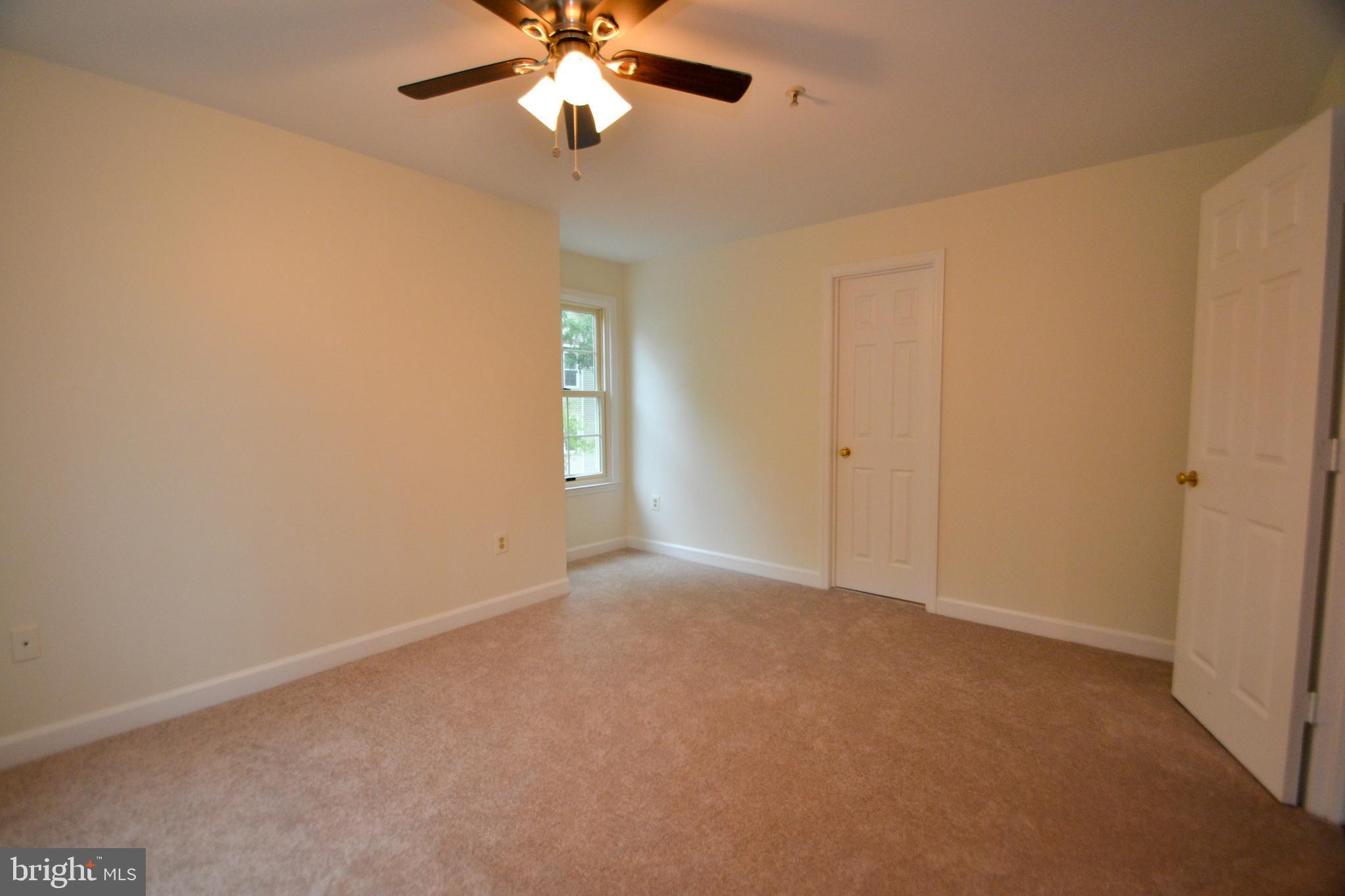 FALLS GABLE - Residential