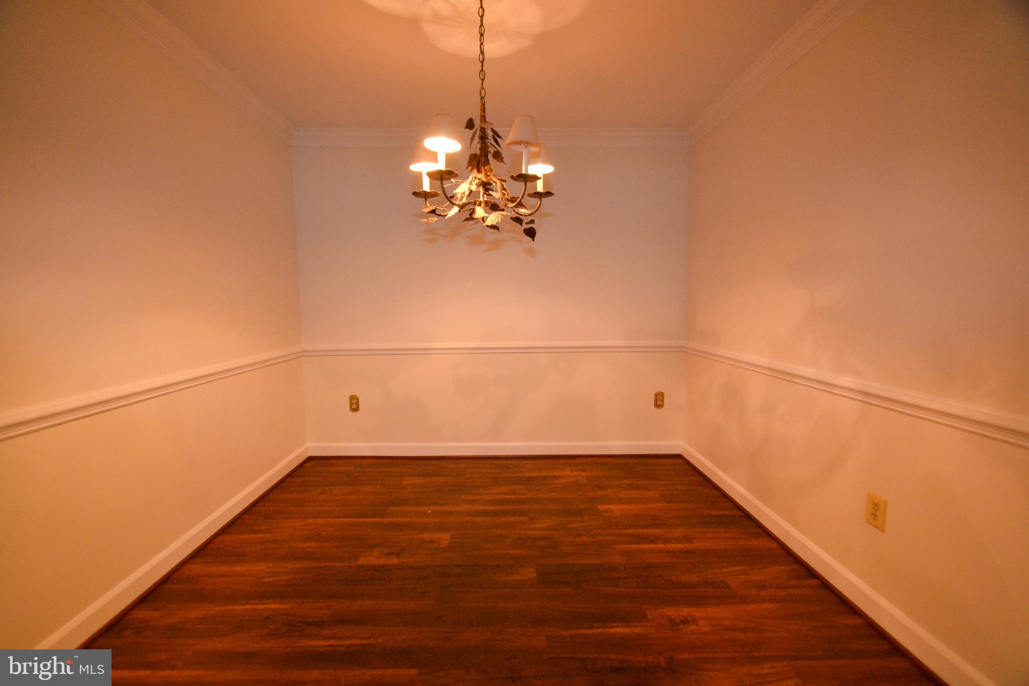 FALLS GABLE - Residential