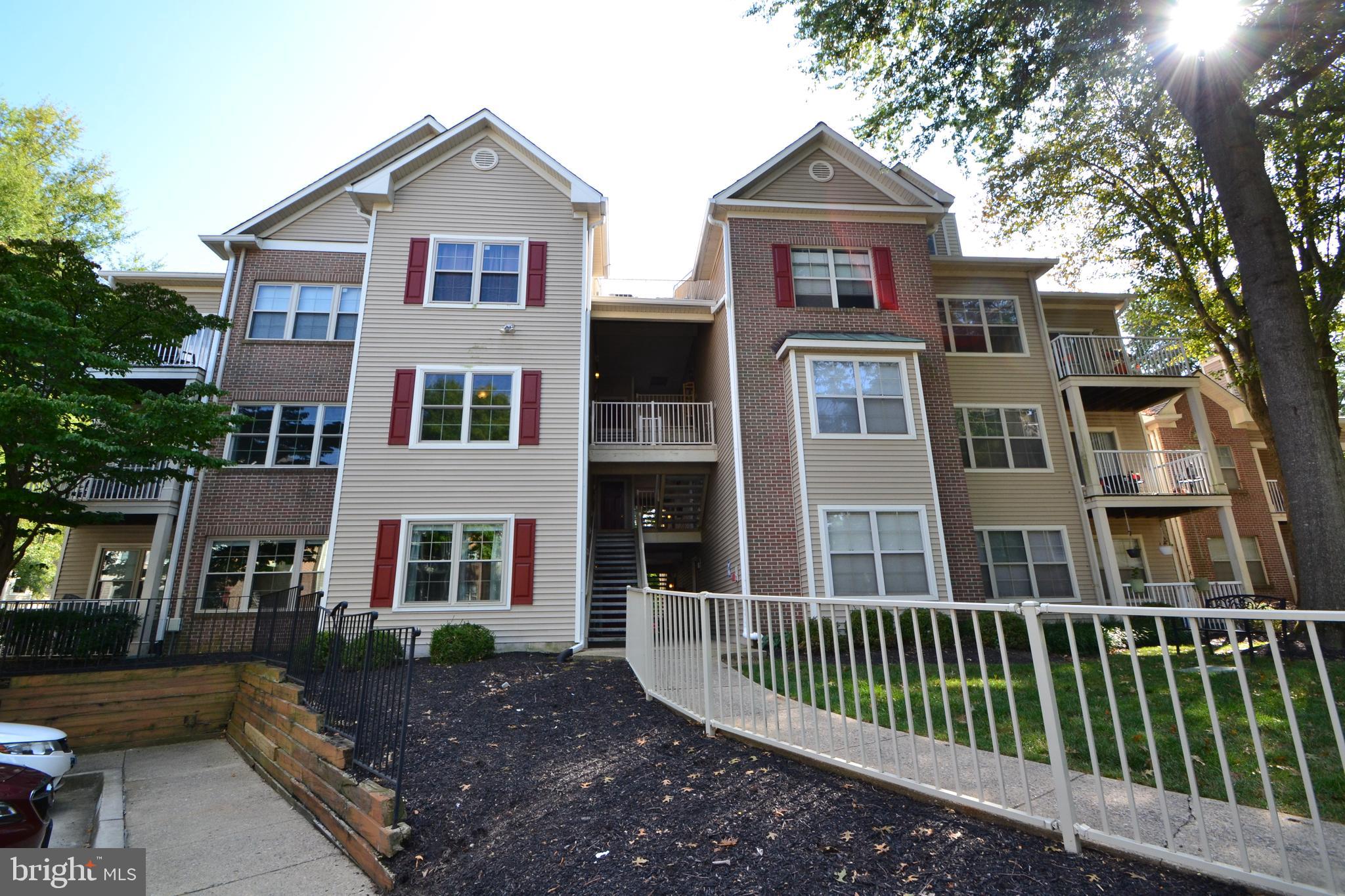 FALLS GABLE - Residential
