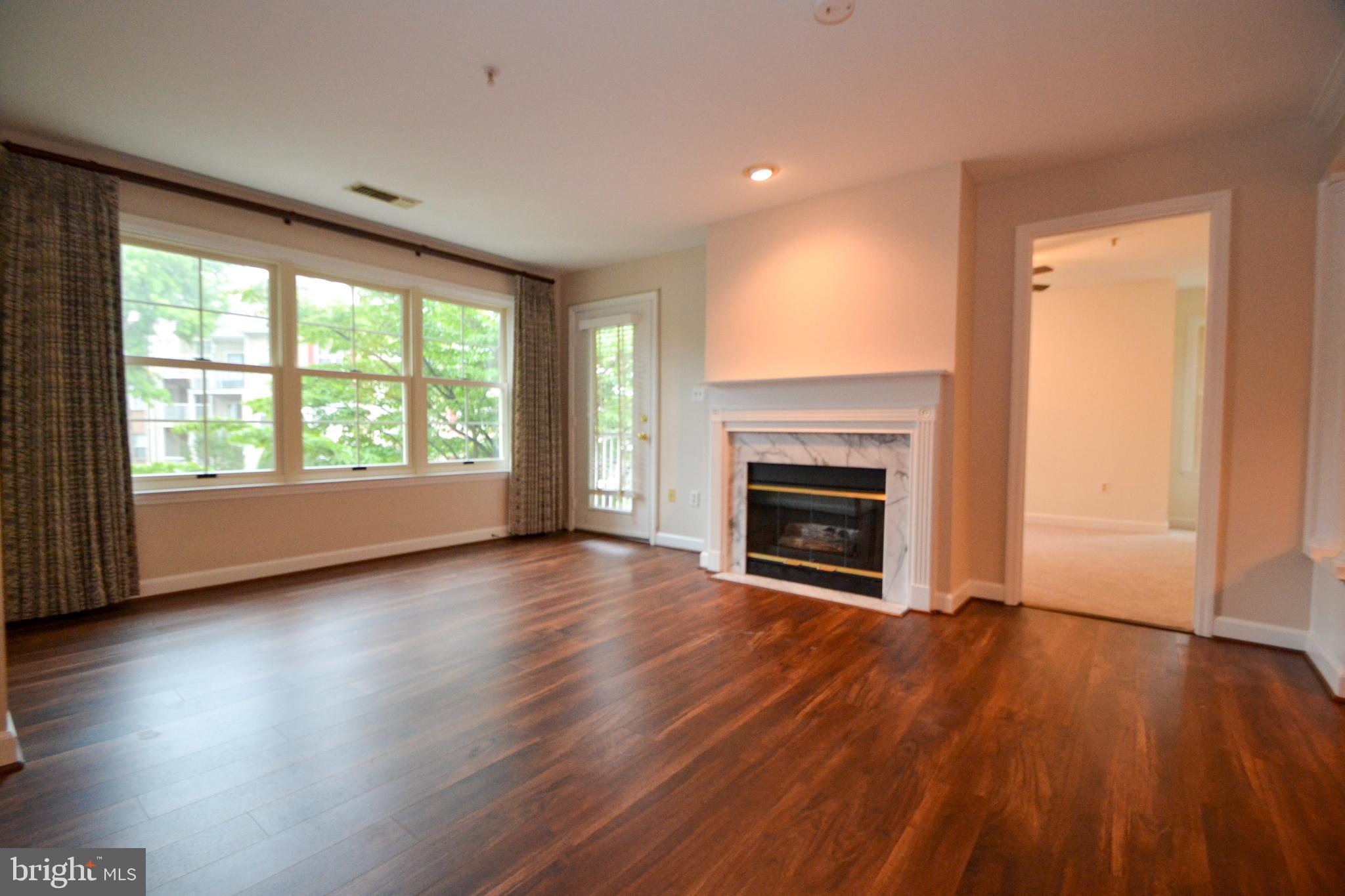 FALLS GABLE - Residential