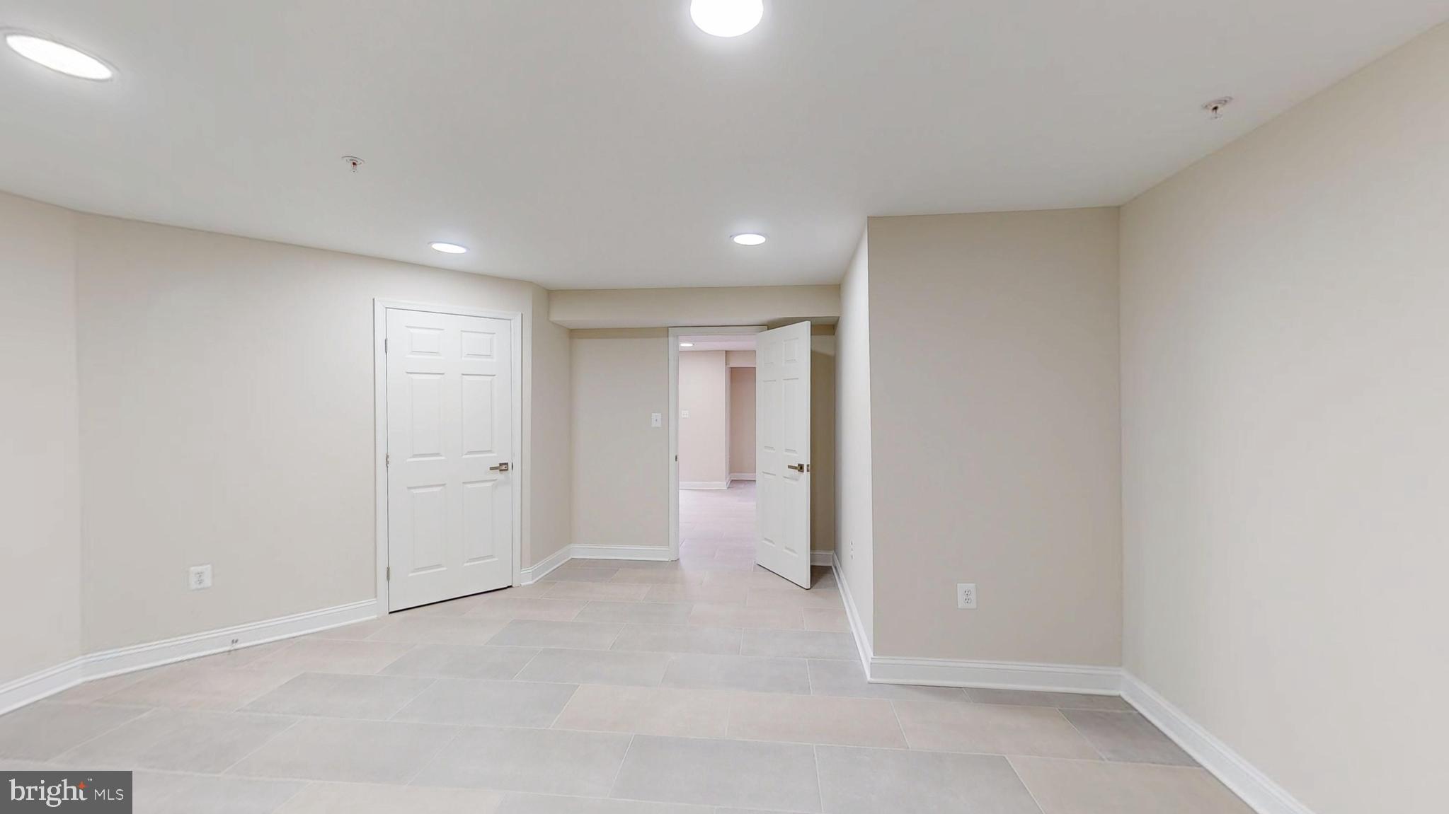 CROSS CREEK CLUB - Residential