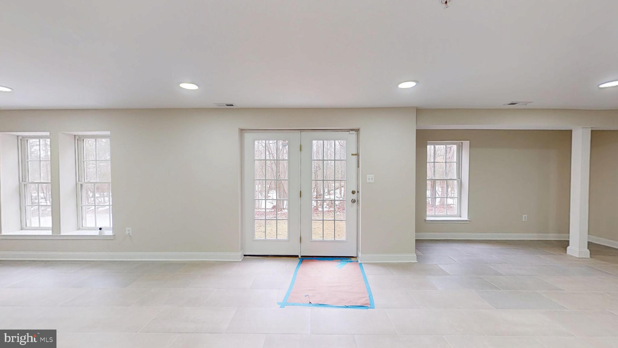 CROSS CREEK CLUB - Residential