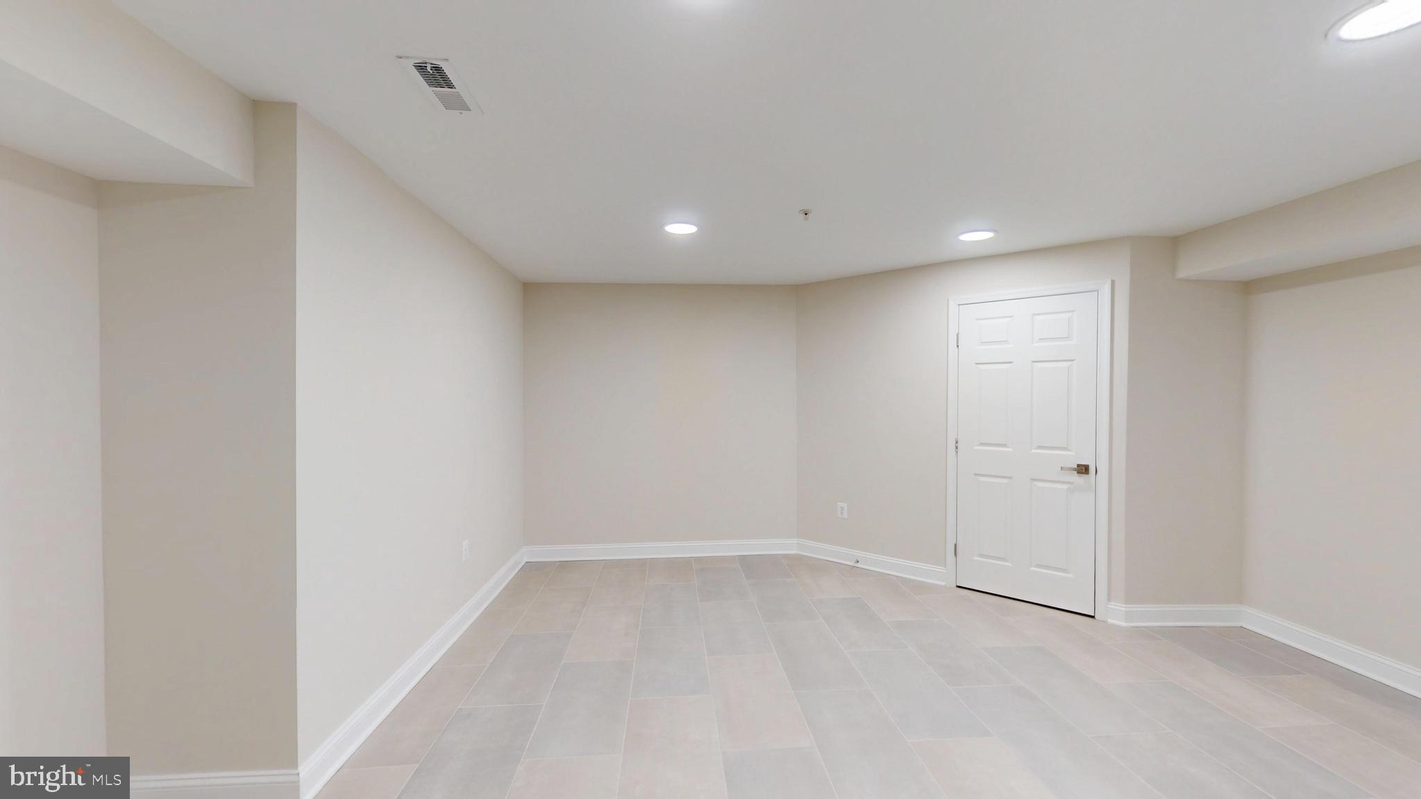 CROSS CREEK CLUB - Residential