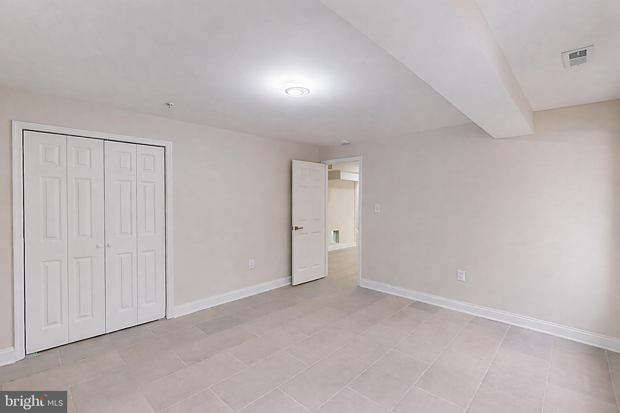 CROSS CREEK CLUB - Residential