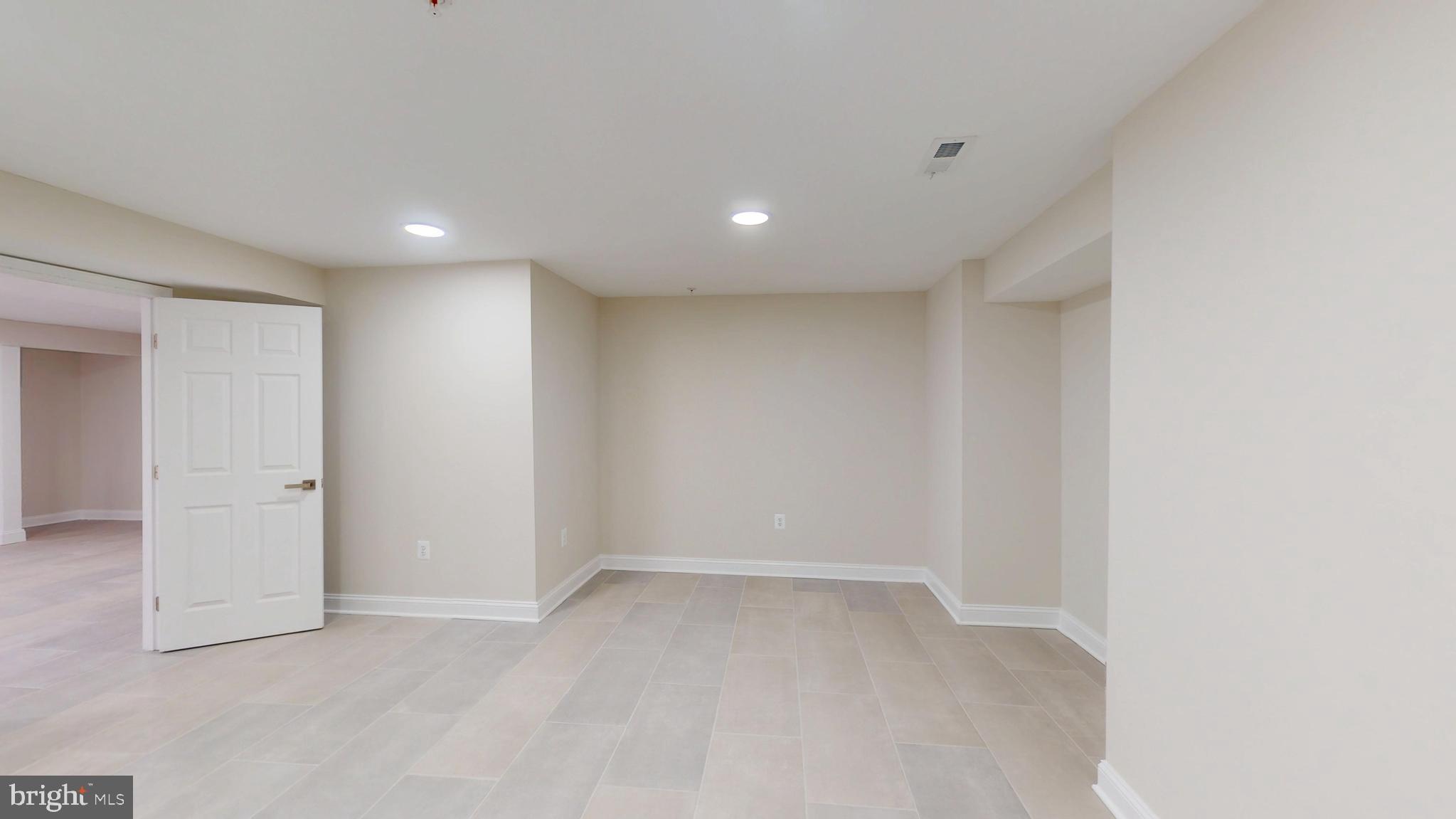 CROSS CREEK CLUB - Residential