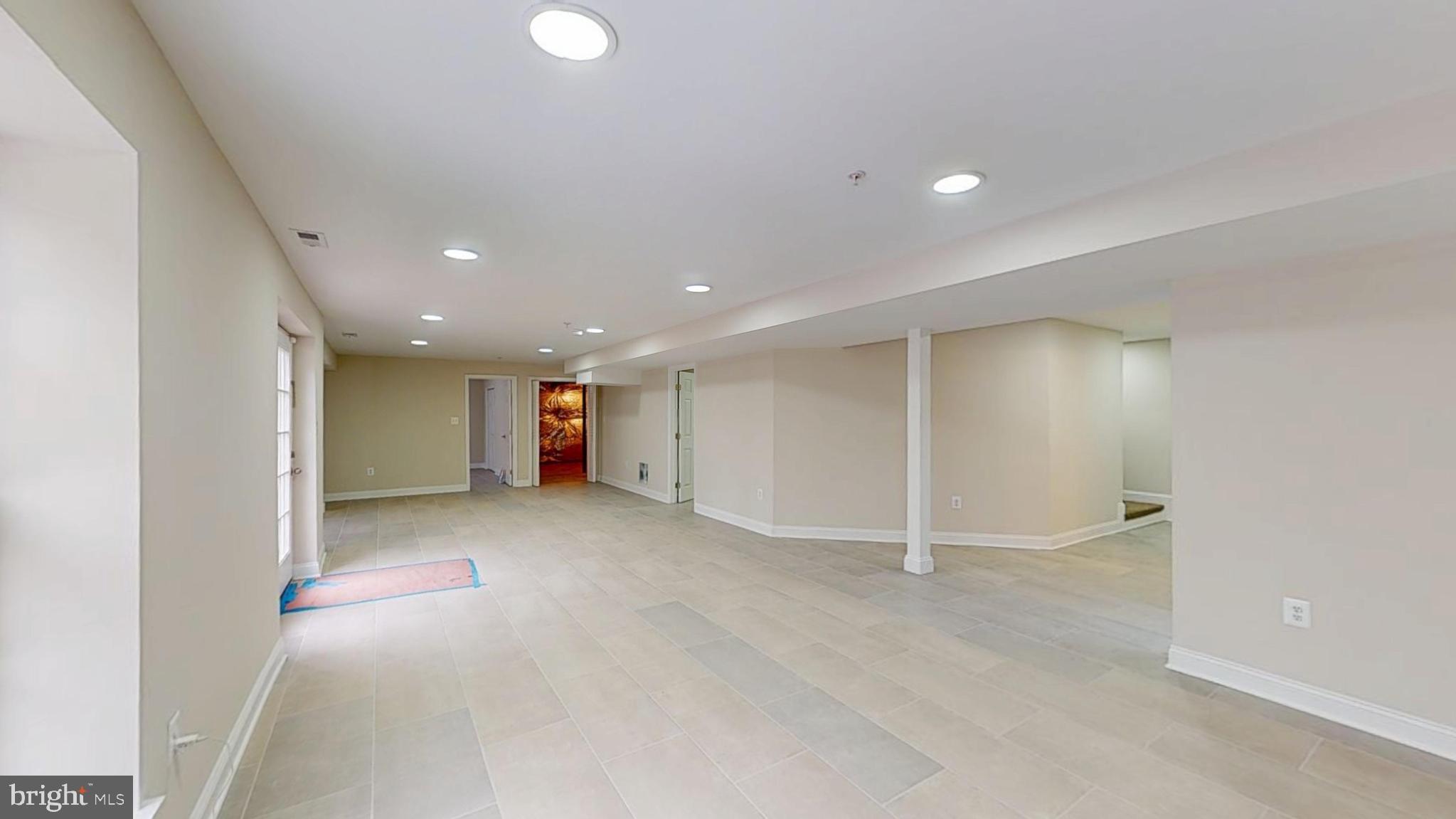 CROSS CREEK CLUB - Residential