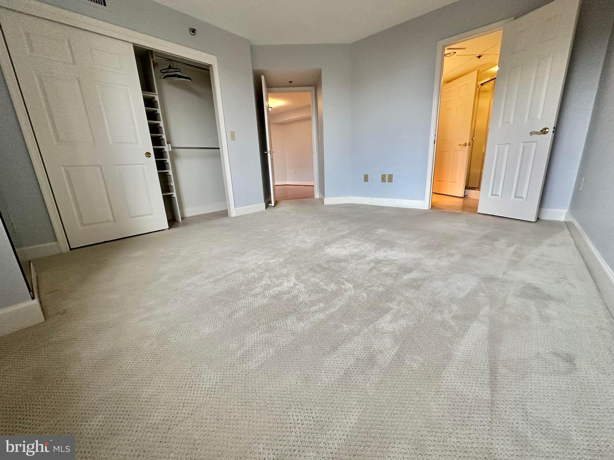 THE WILLIAMSBURG - Residential Lease