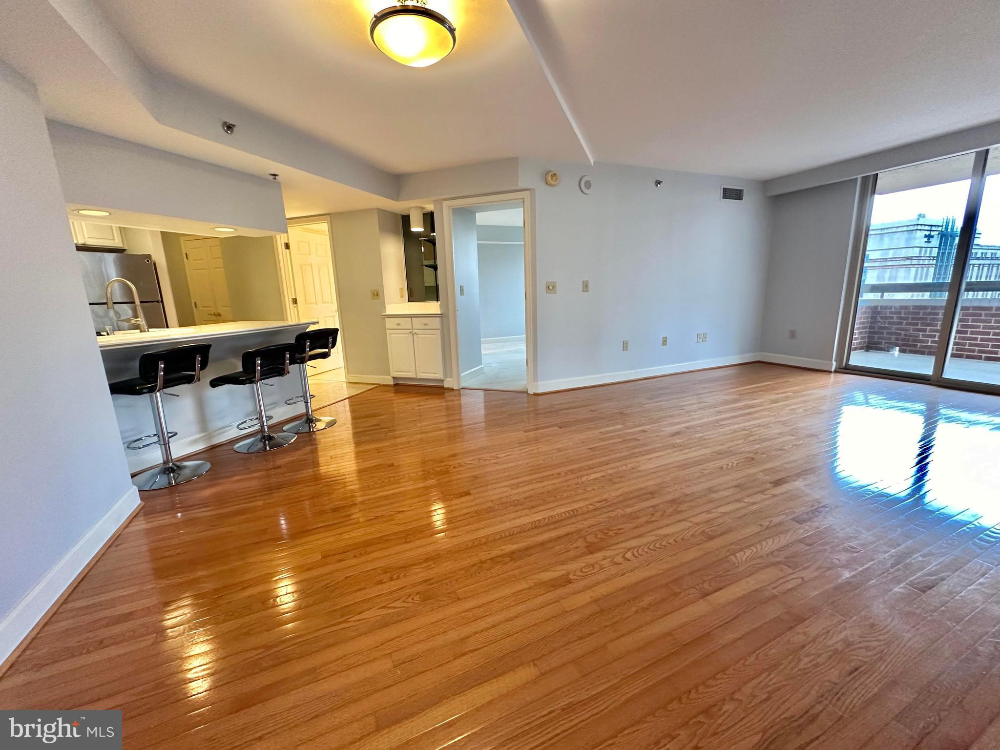 THE WILLIAMSBURG - Residential Lease