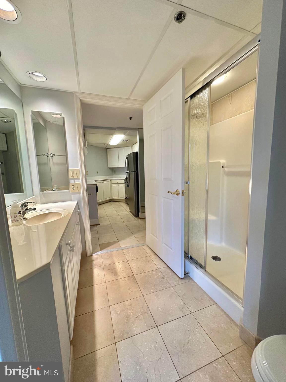 THE WILLIAMSBURG - Residential Lease