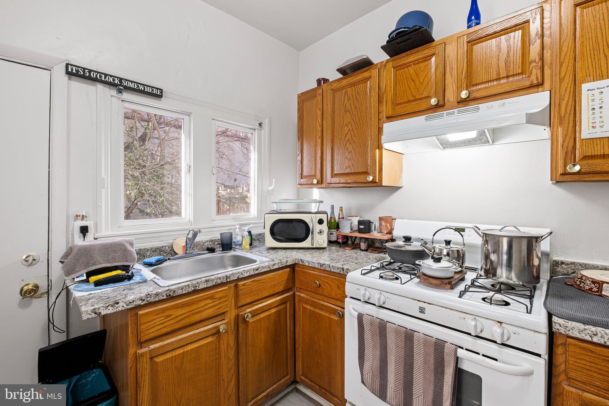 BROWNTOWN - Residential