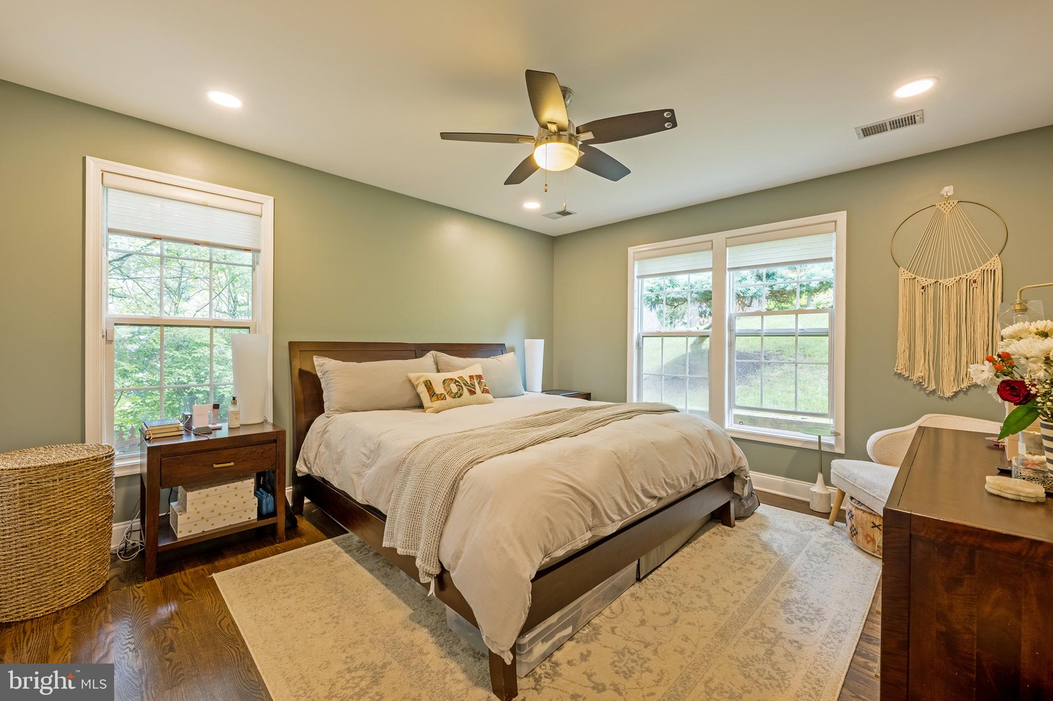 4625 WILLET DRIVE