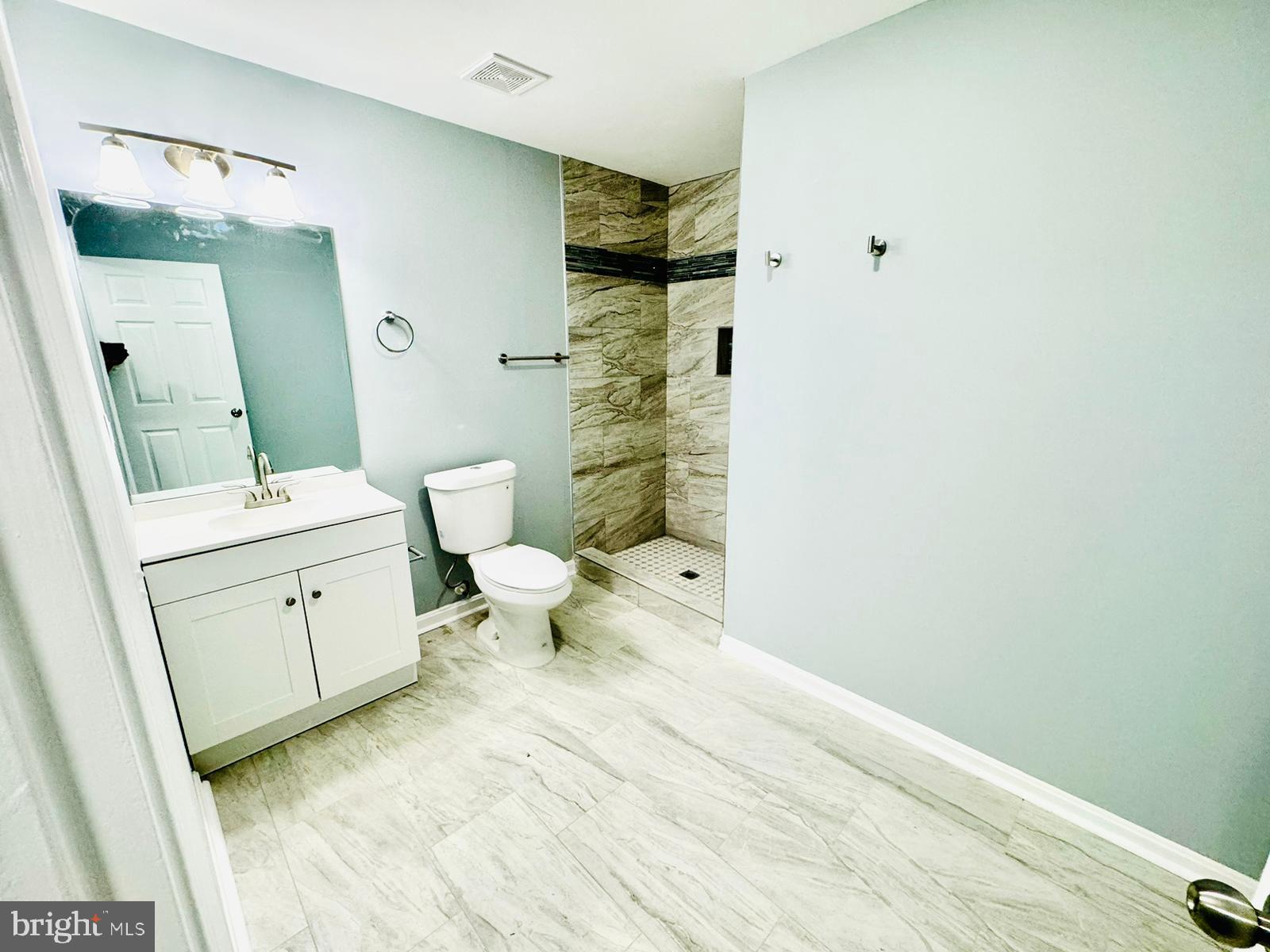 LAUREL HEIGHTS - Residential