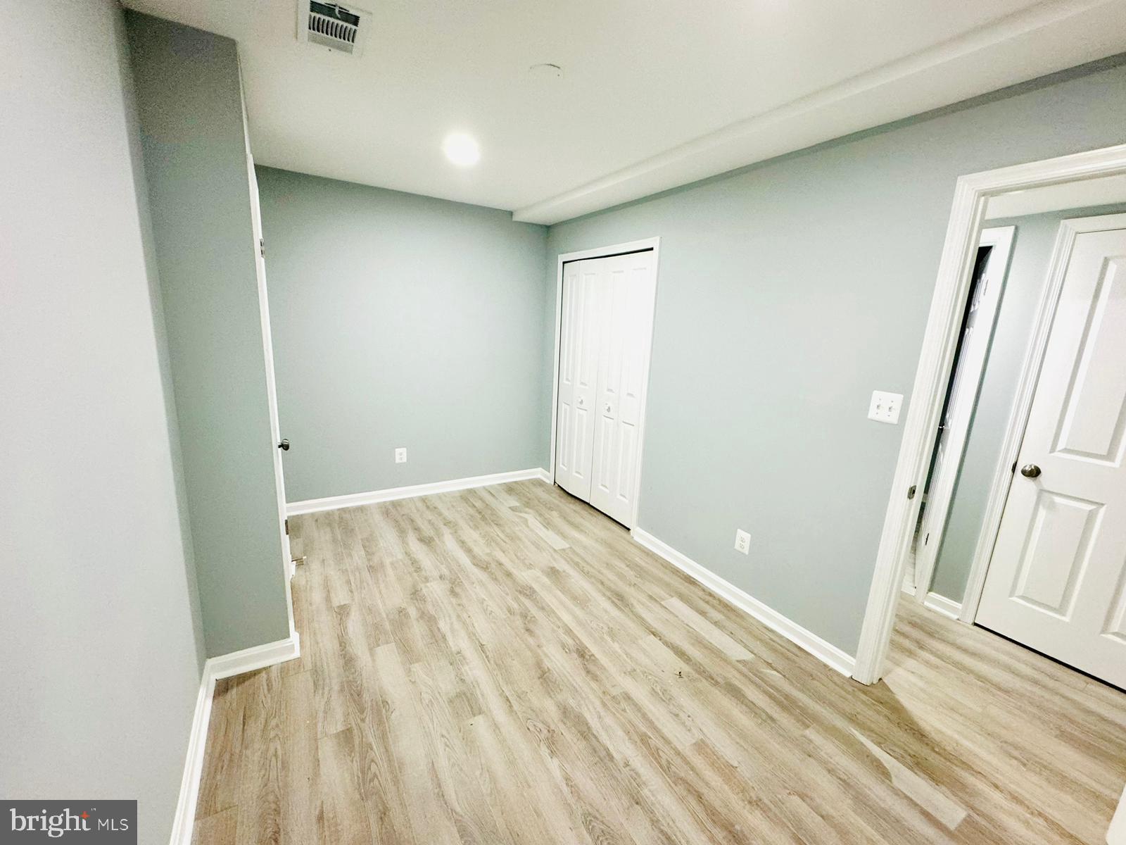 LAUREL HEIGHTS - Residential