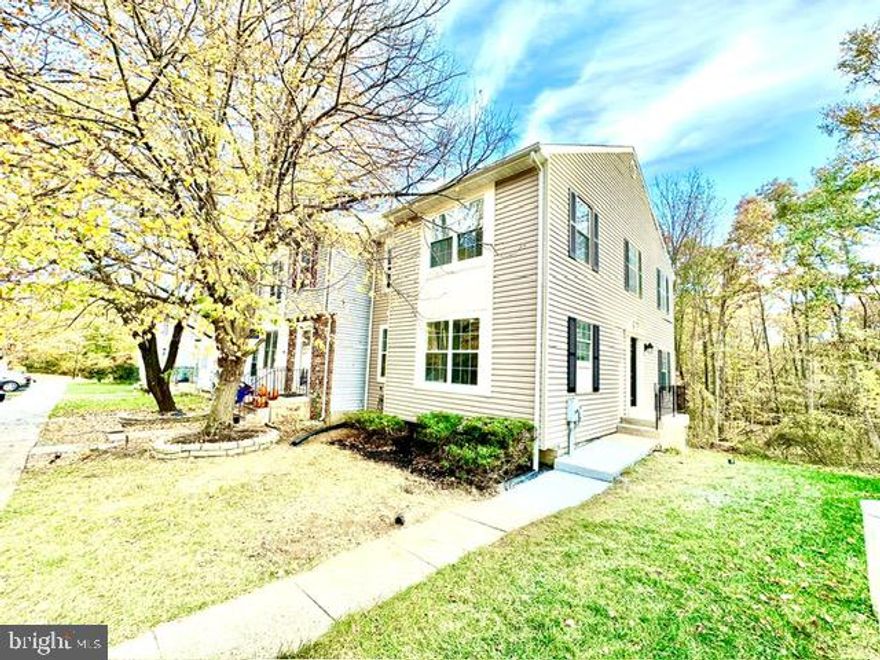 Amazing Renovation! Open Layout! End Unit town house 3/4 Bedrooms and 4 Bathrooms huge living/ dining Gourmet Kitchen - with top of line QUARTZ Counters & Stainless Steel Appliances. Beautiful backsplash. New HAVC / new water heater Updated Bathrooms with Upgraded ceramic tiles New Vanities & Fixtures. Beautiful new flooring and carpeting ! New Custom two tone Paint and New Lighting. Finished Walkout Basement with Led Recessed Lighting! Easy access to I-495, 695 and 95.