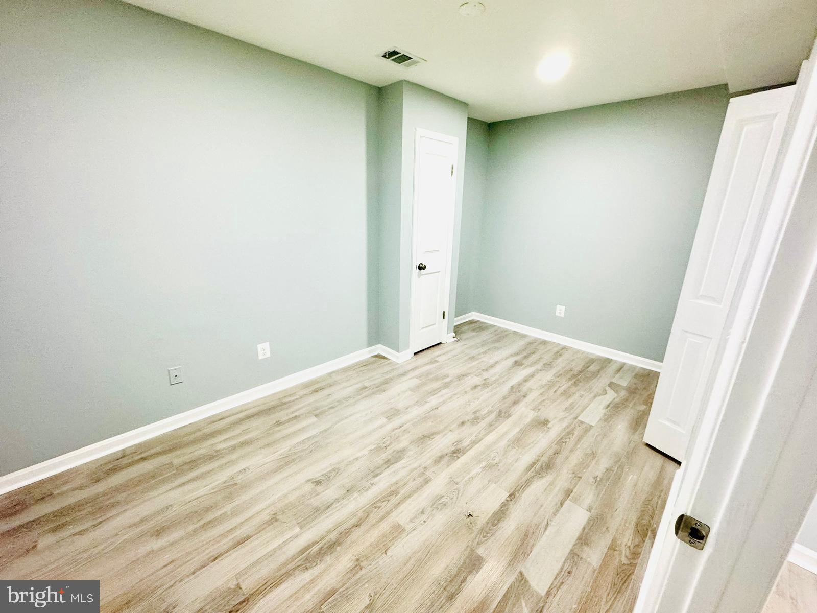 LAUREL HEIGHTS - Residential