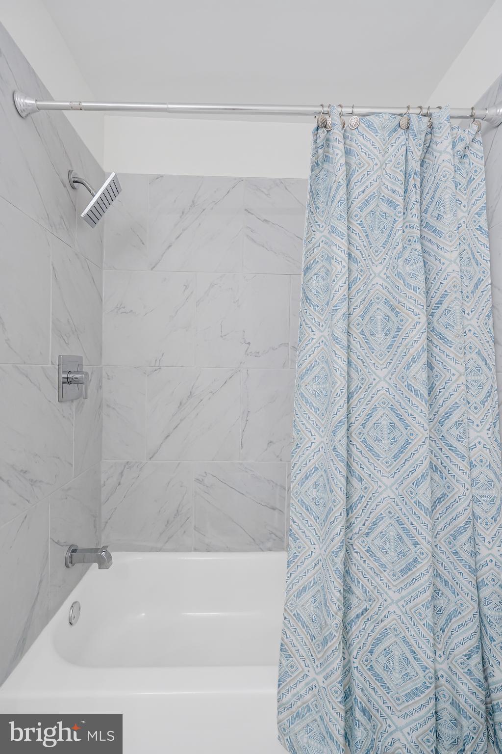 HILLSIDE PARK - Residential