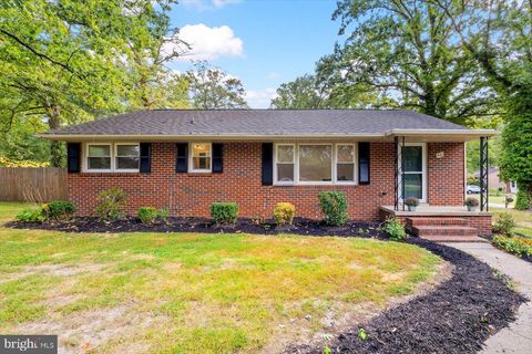 60 PENDLETON ROAD FREDERICKSBURG VA 22405