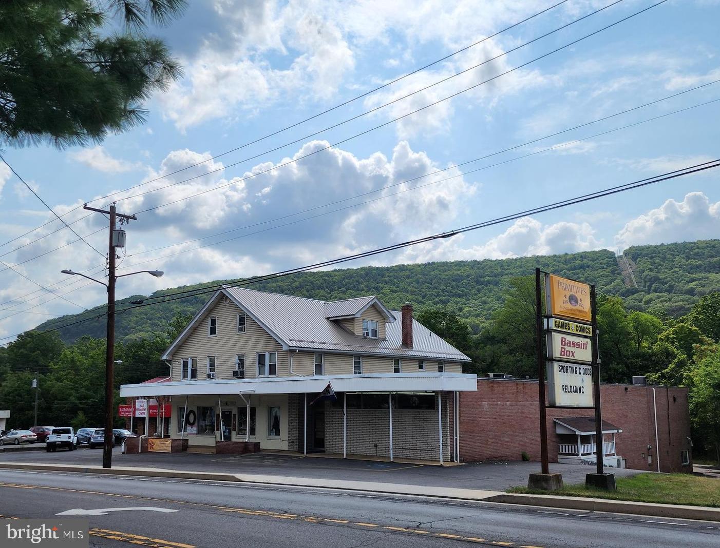 1068 NATIONAL HIGHWAY