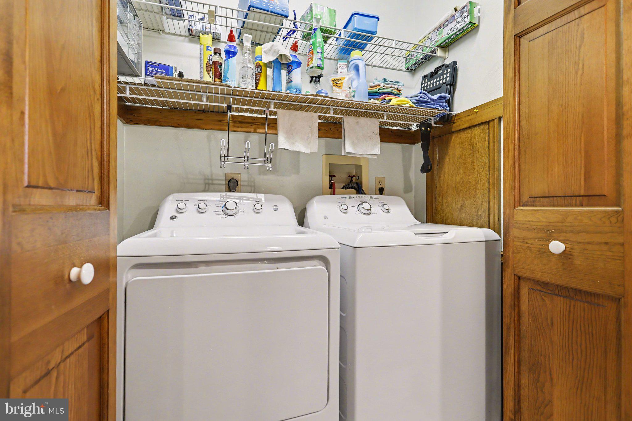 LITTLE KNOLL ESTATES - Residential