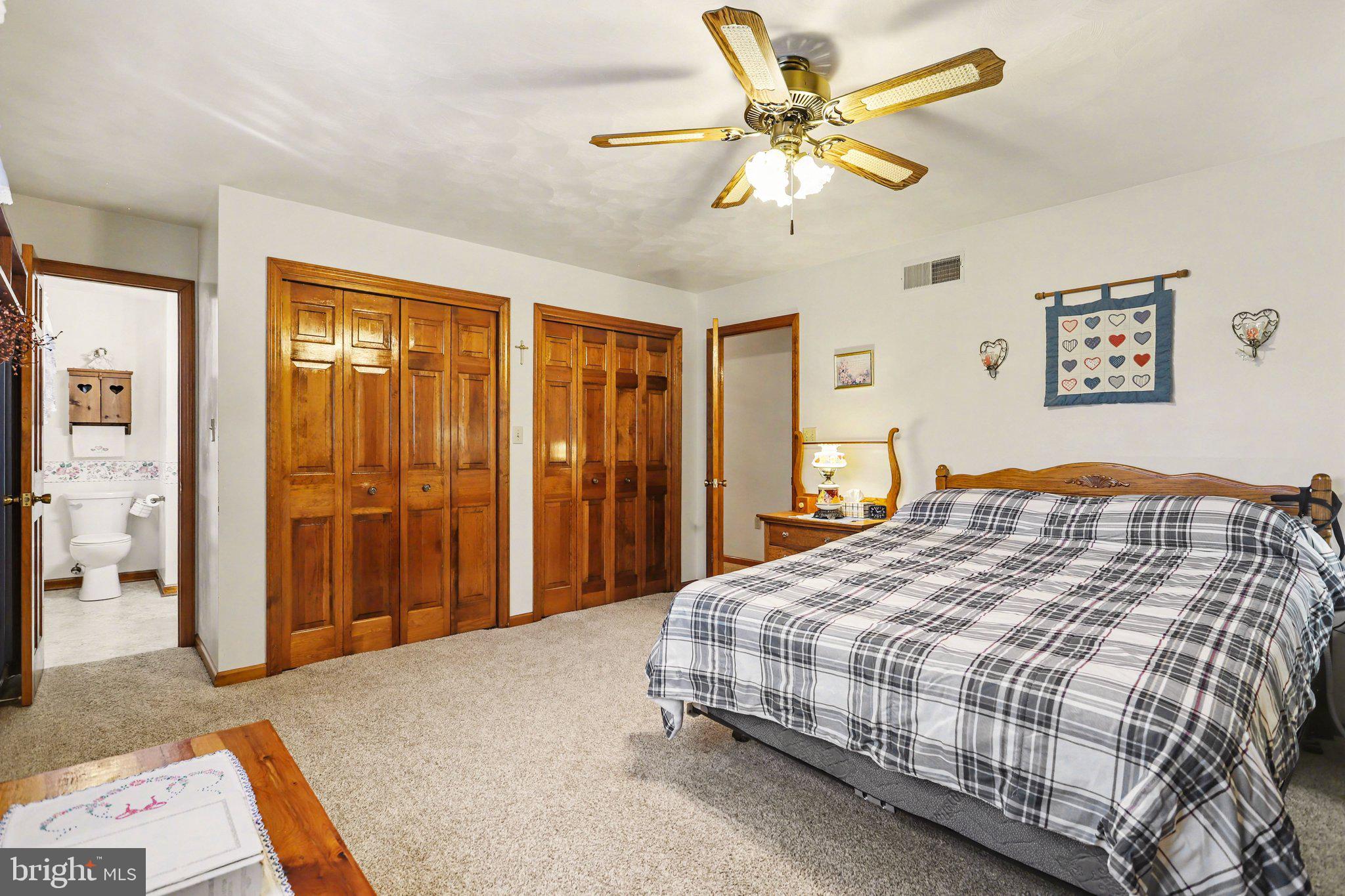 LITTLE KNOLL ESTATES - Residential