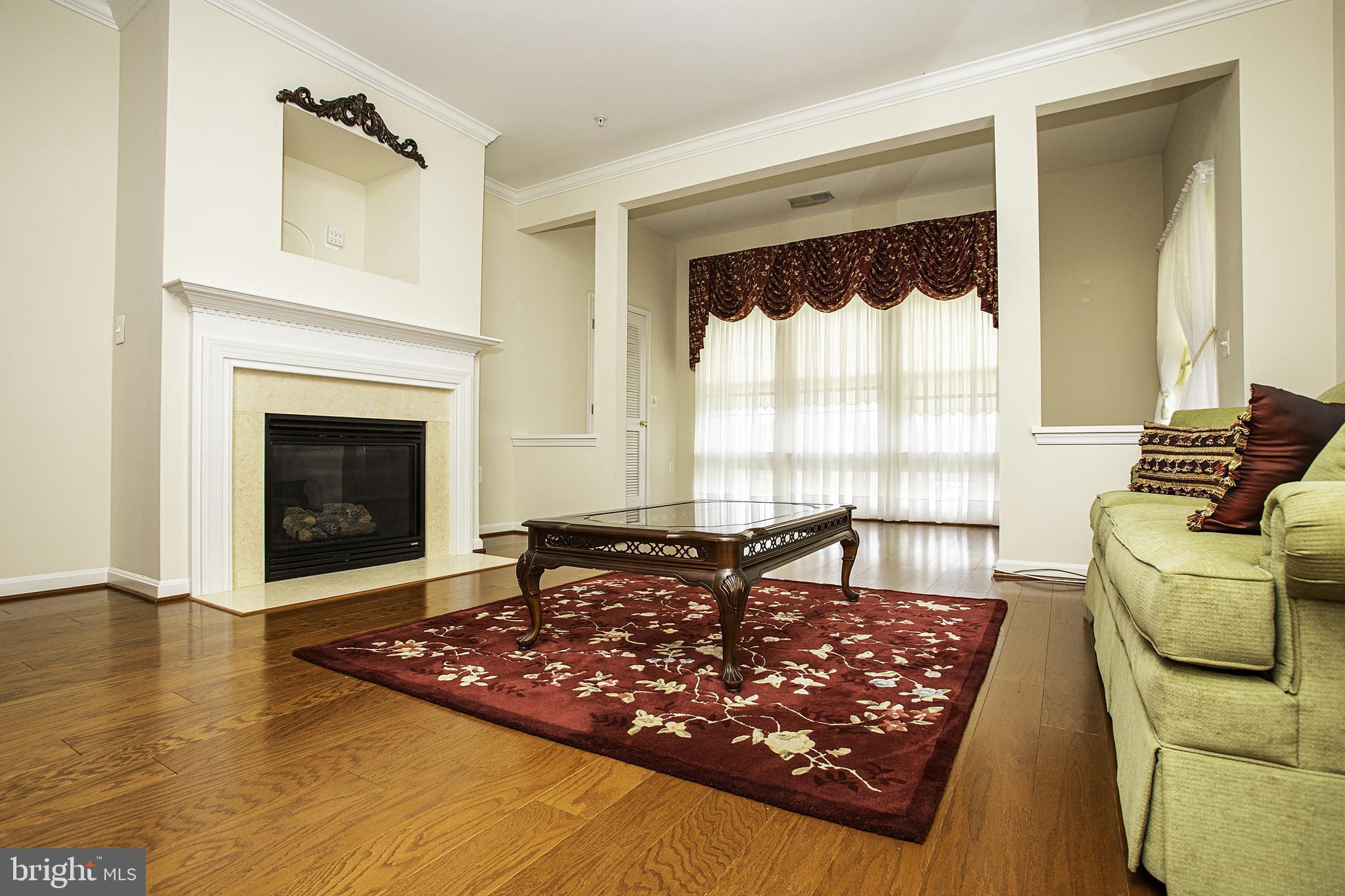 CAMERON GROVE - Residential