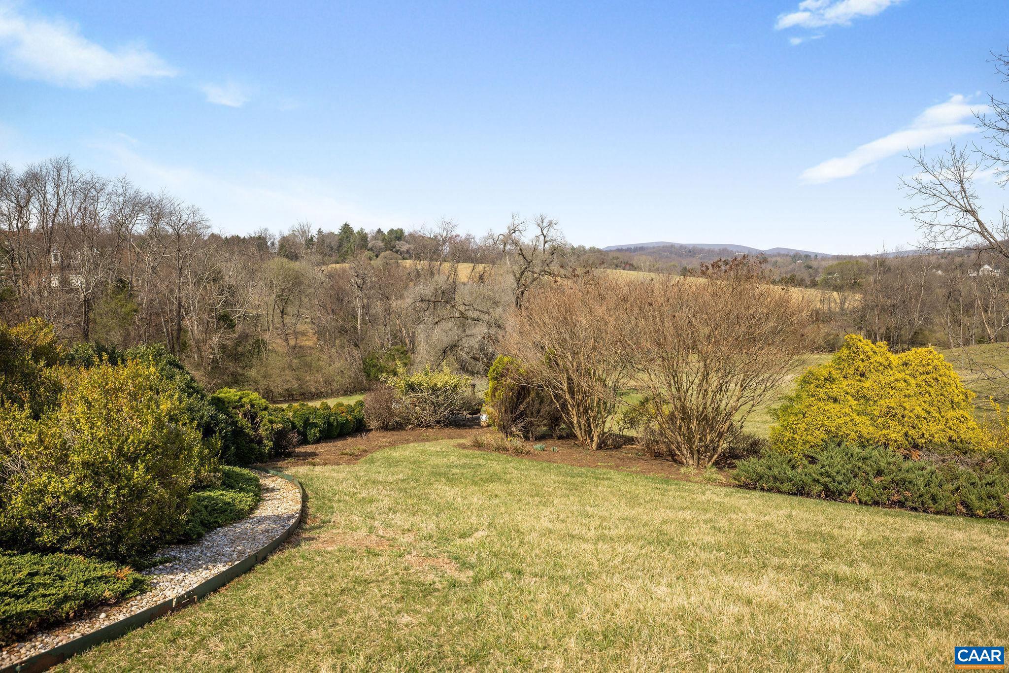 THE ROCKS - Residential