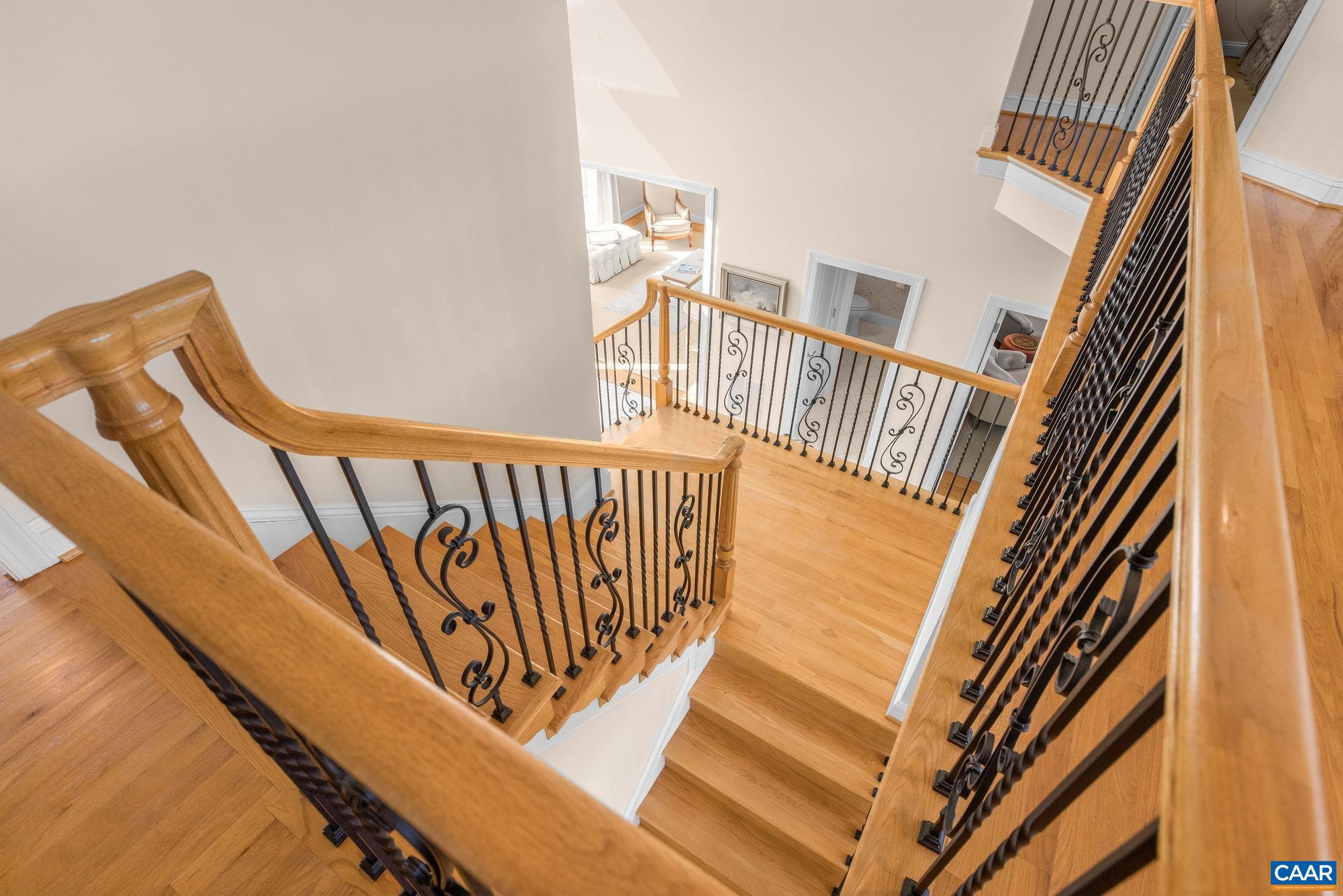 THE ROCKS - Residential