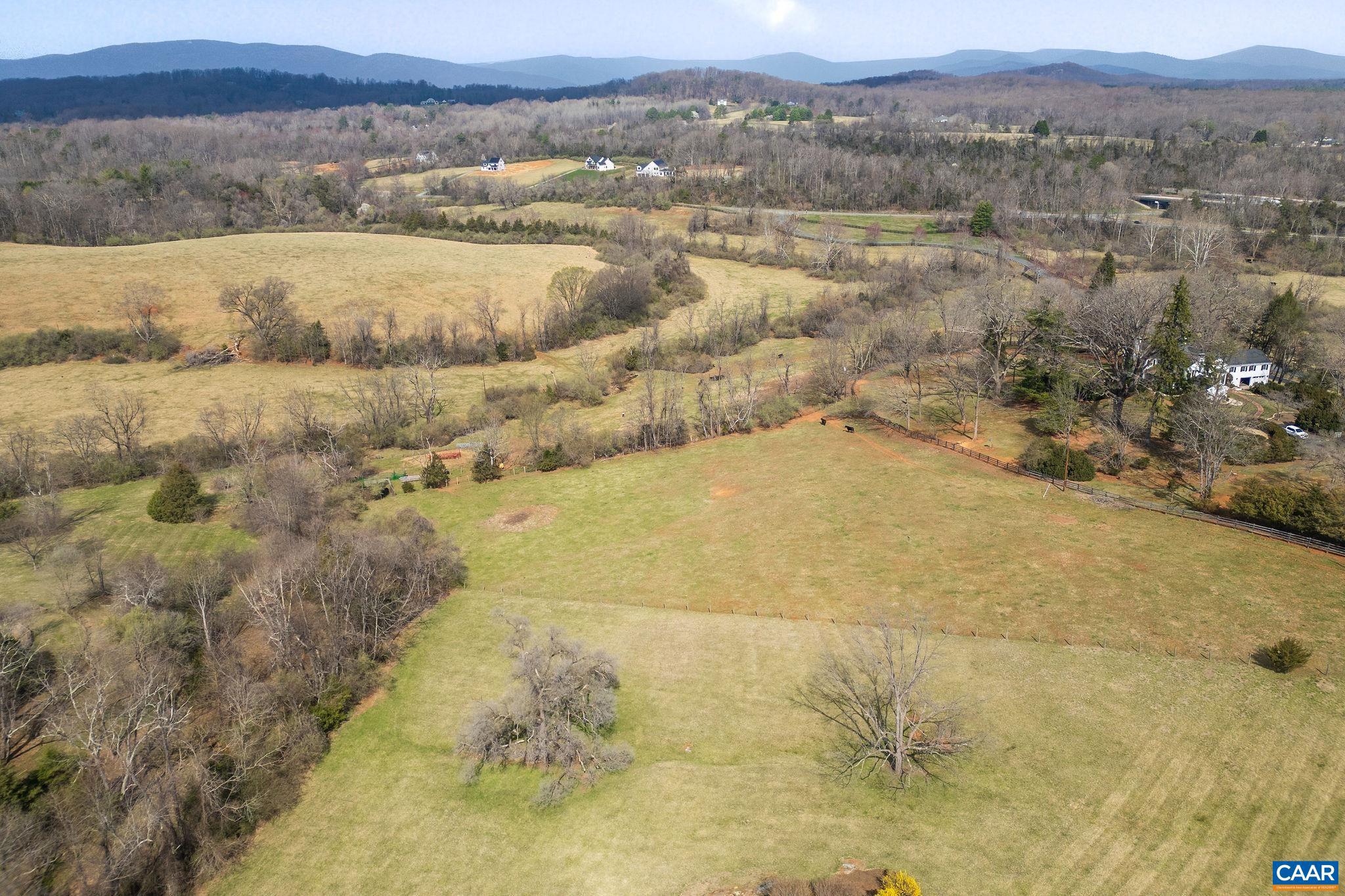 THE ROCKS - Residential