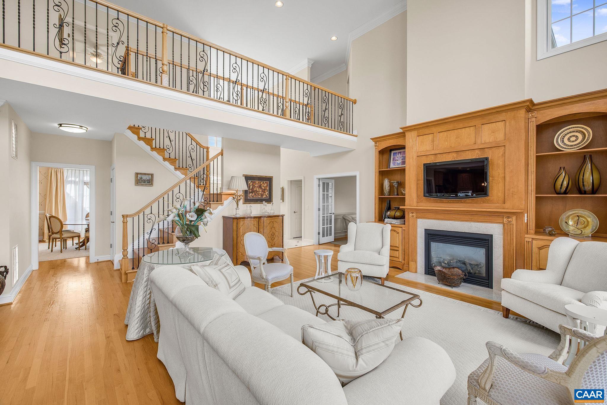 THE ROCKS - Residential