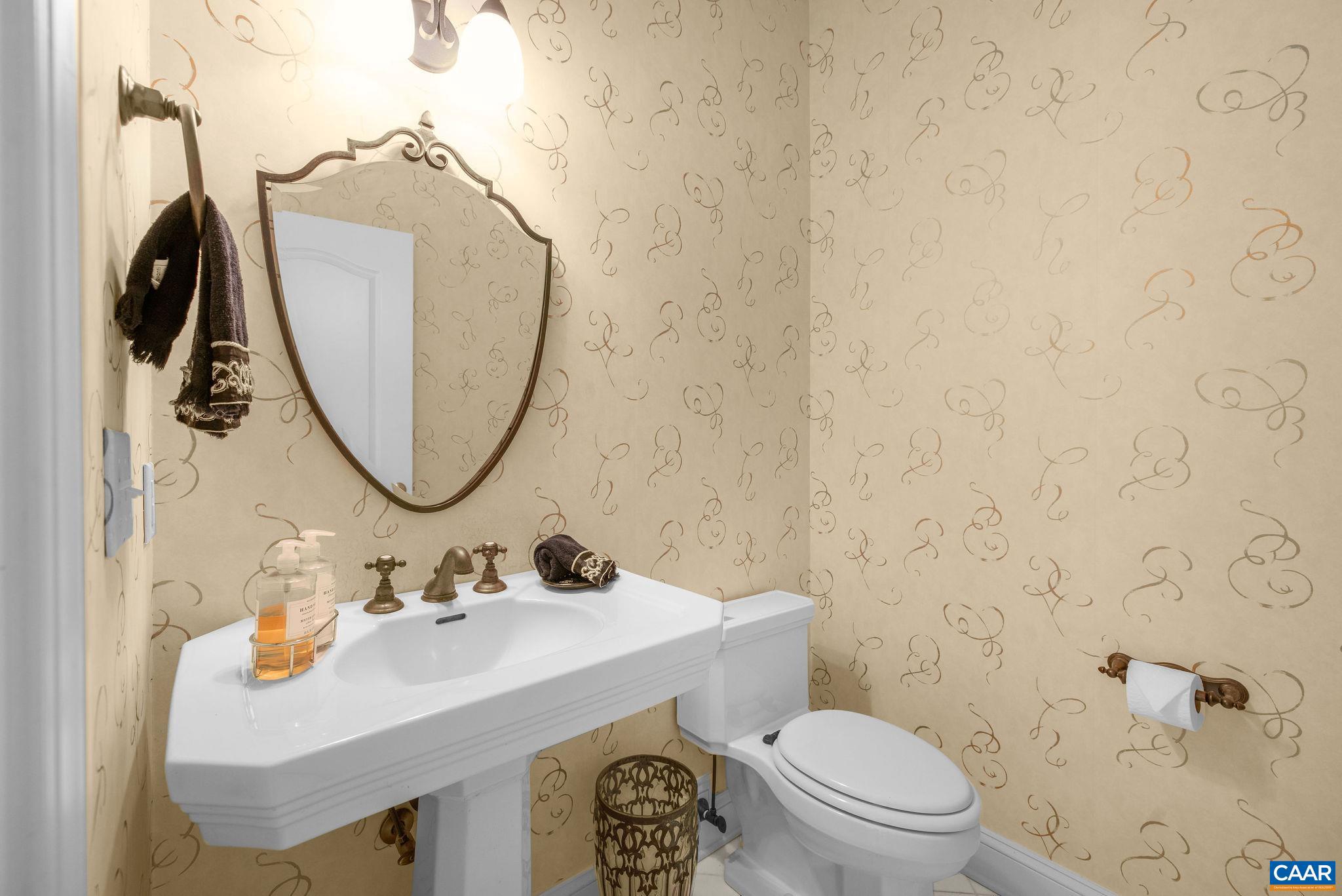 THE ROCKS - Residential