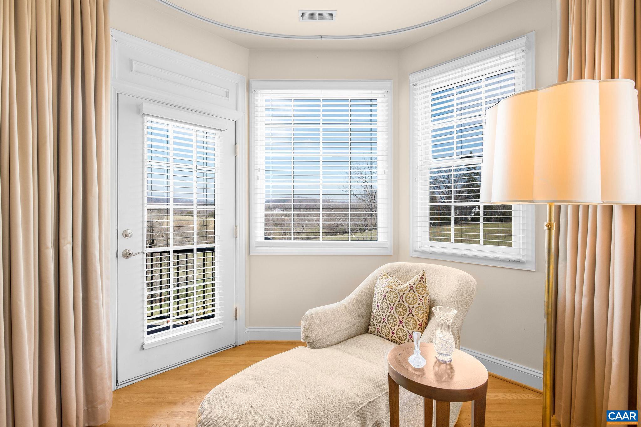 THE ROCKS - Residential