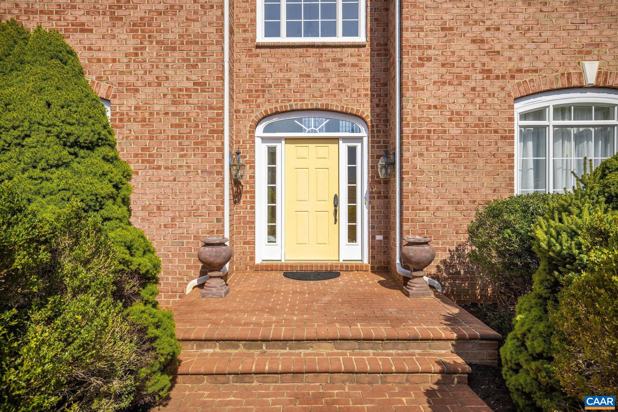 THE ROCKS - Residential