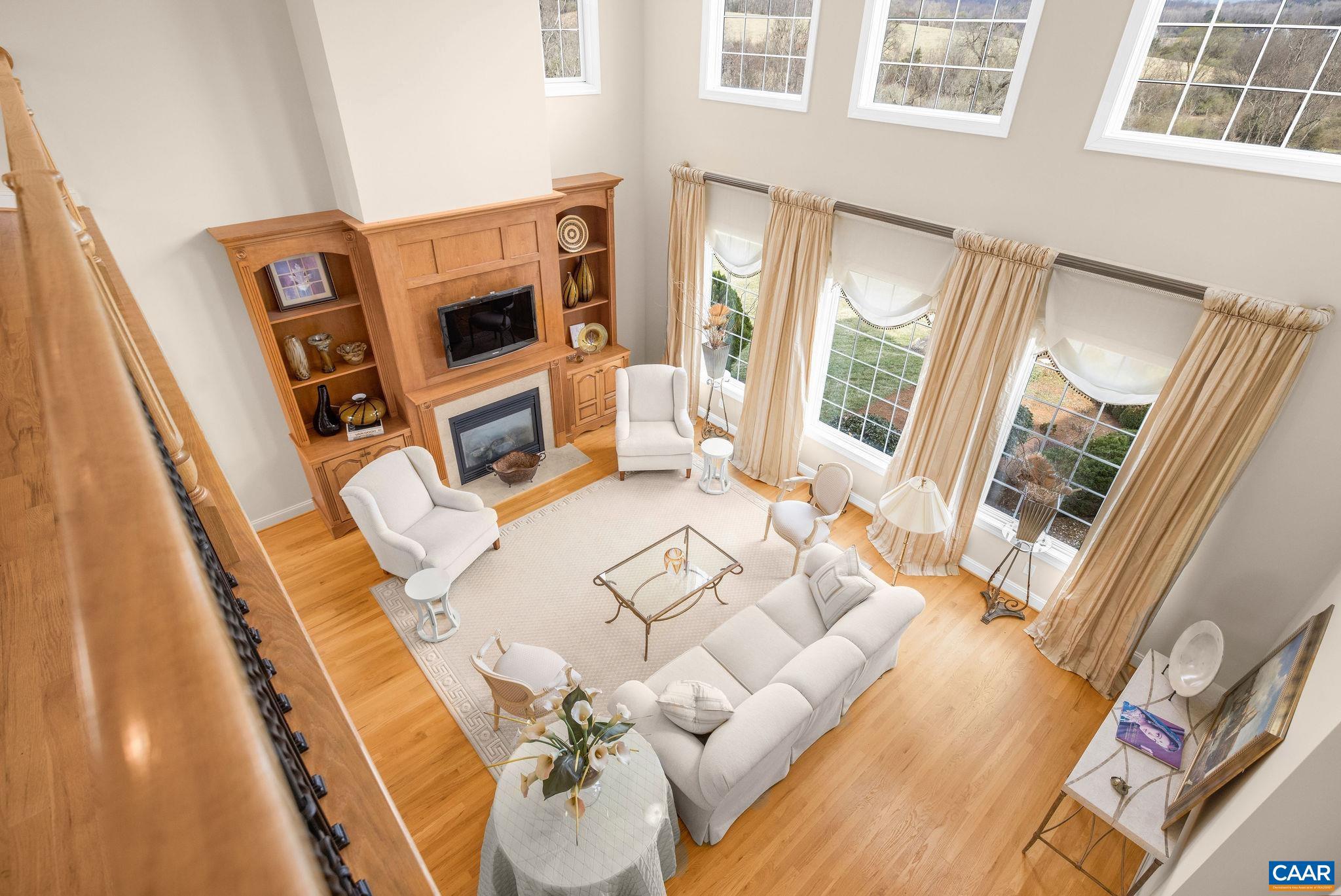 THE ROCKS - Residential