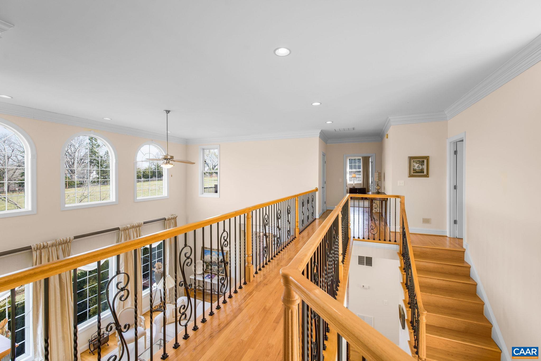 THE ROCKS - Residential