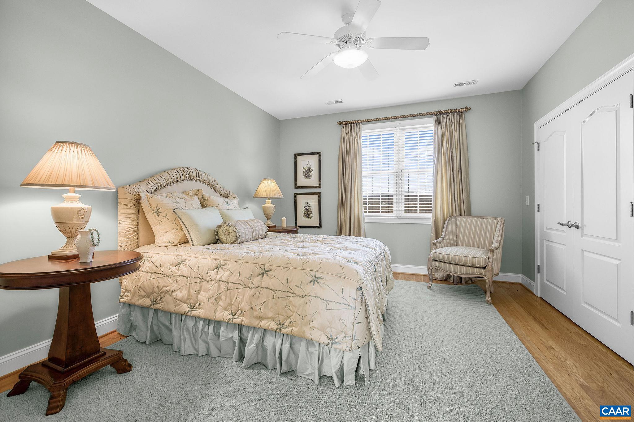 THE ROCKS - Residential