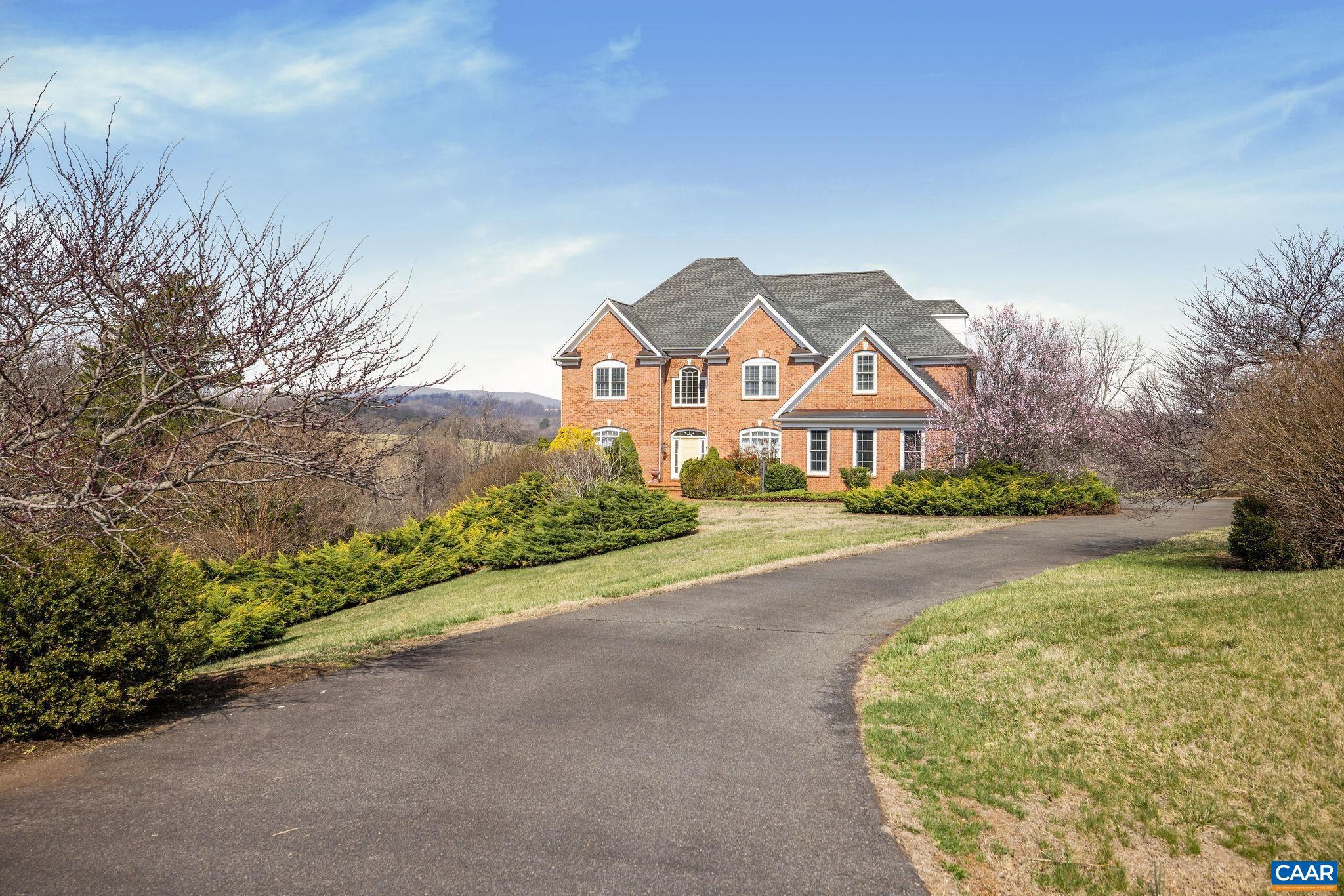 THE ROCKS - Residential