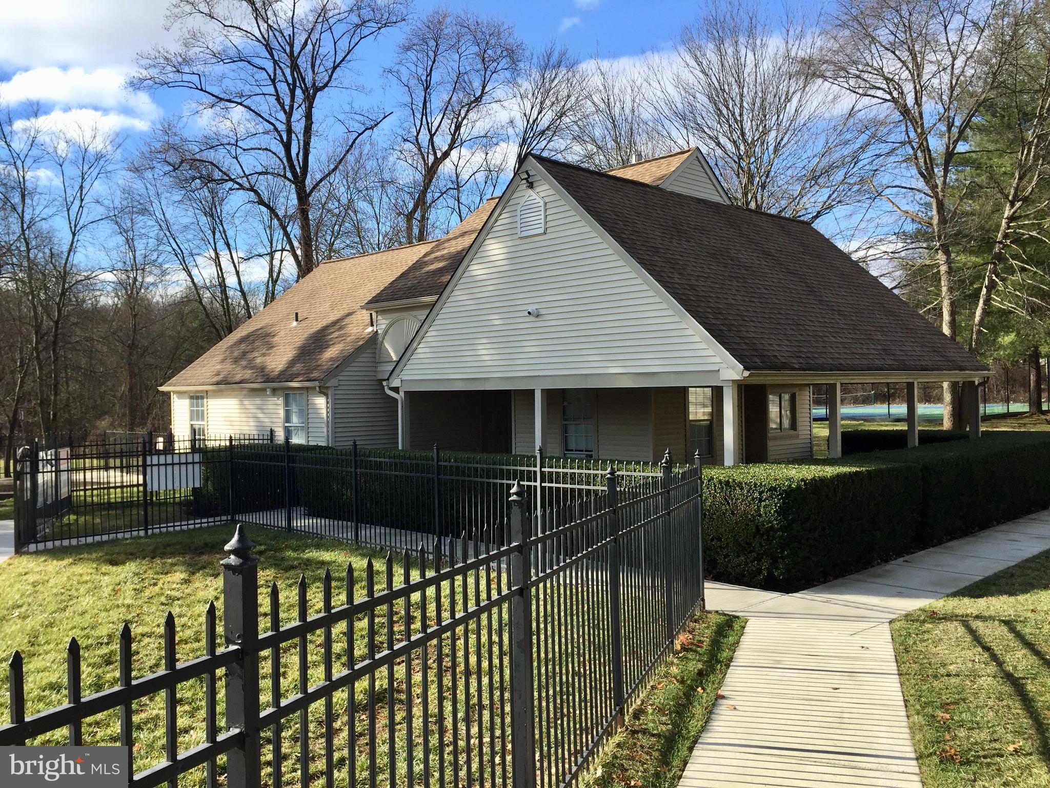 HUNTINGDON BROOK - Residential