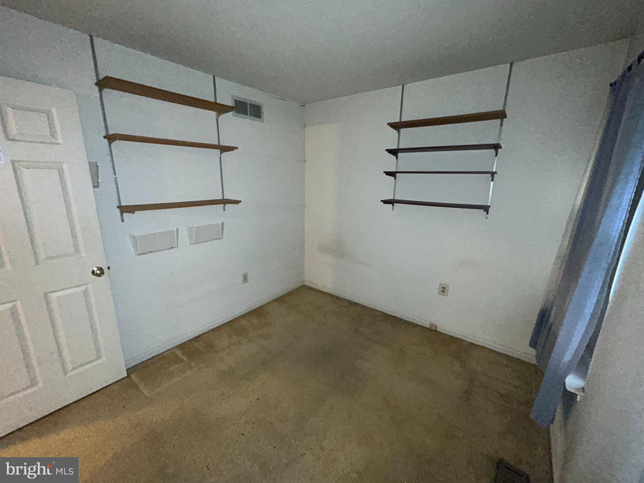 HUNTINGDON BROOK - Residential