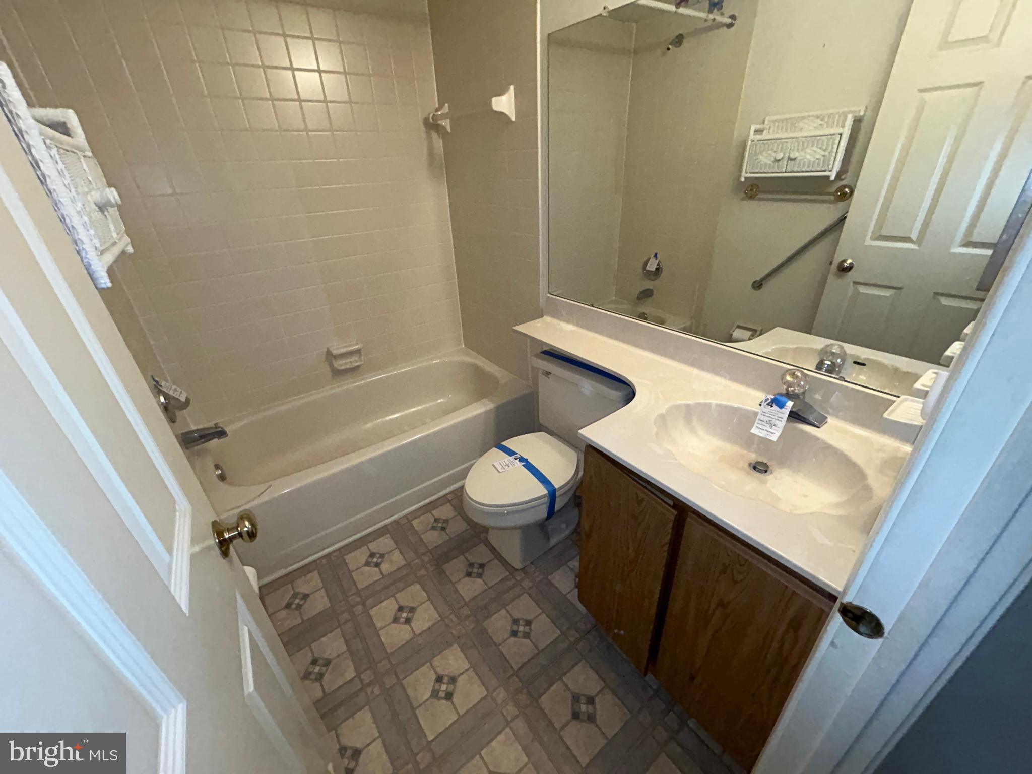 HUNTINGDON BROOK - Residential