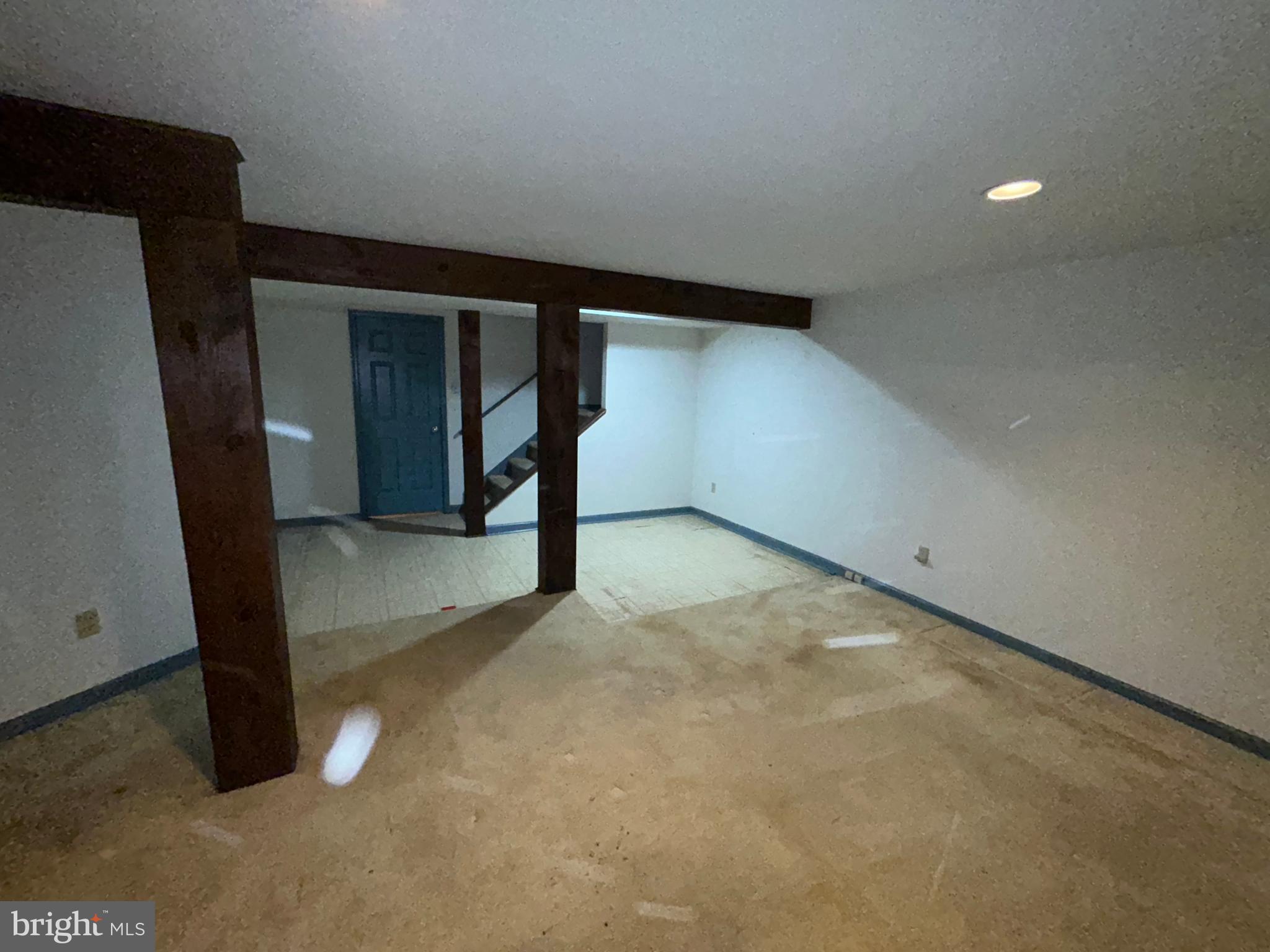 HUNTINGDON BROOK - Residential